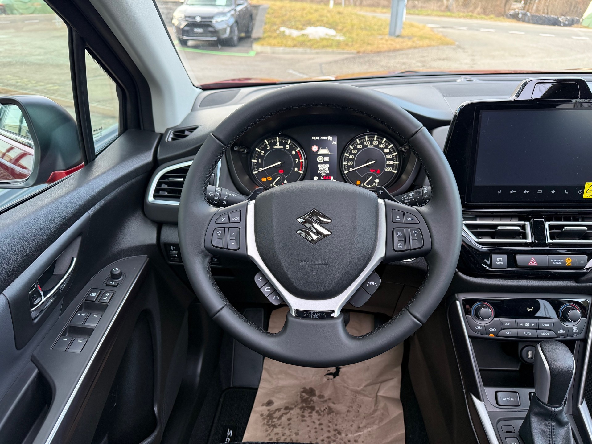 SUZUKI S-Cross 1.4 16V Sakura Top MHD 4WD Automatic-image-11