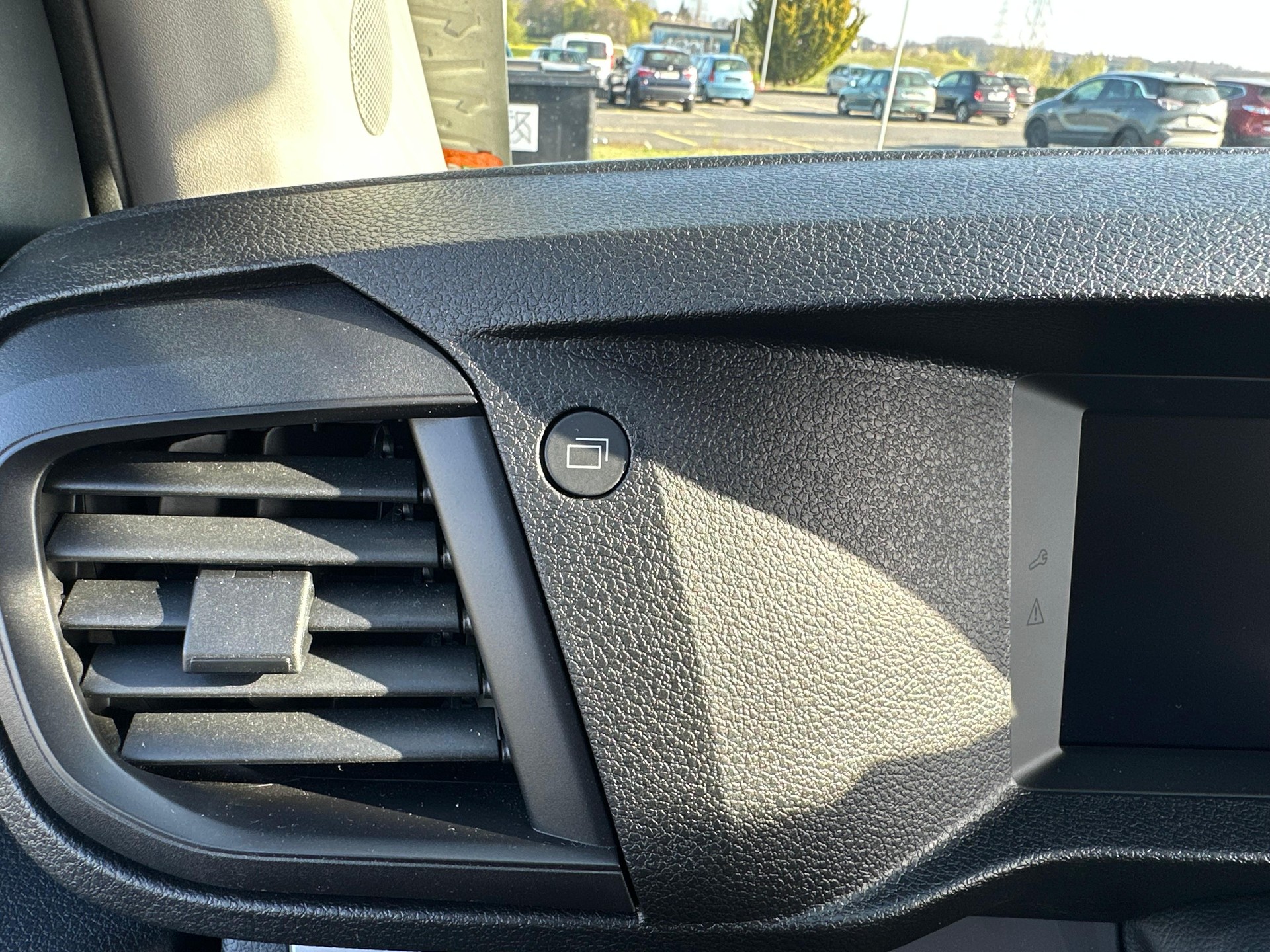 OPEL Vivaro Cargo 2.0 D s/s XL EN Aut.-image-25
