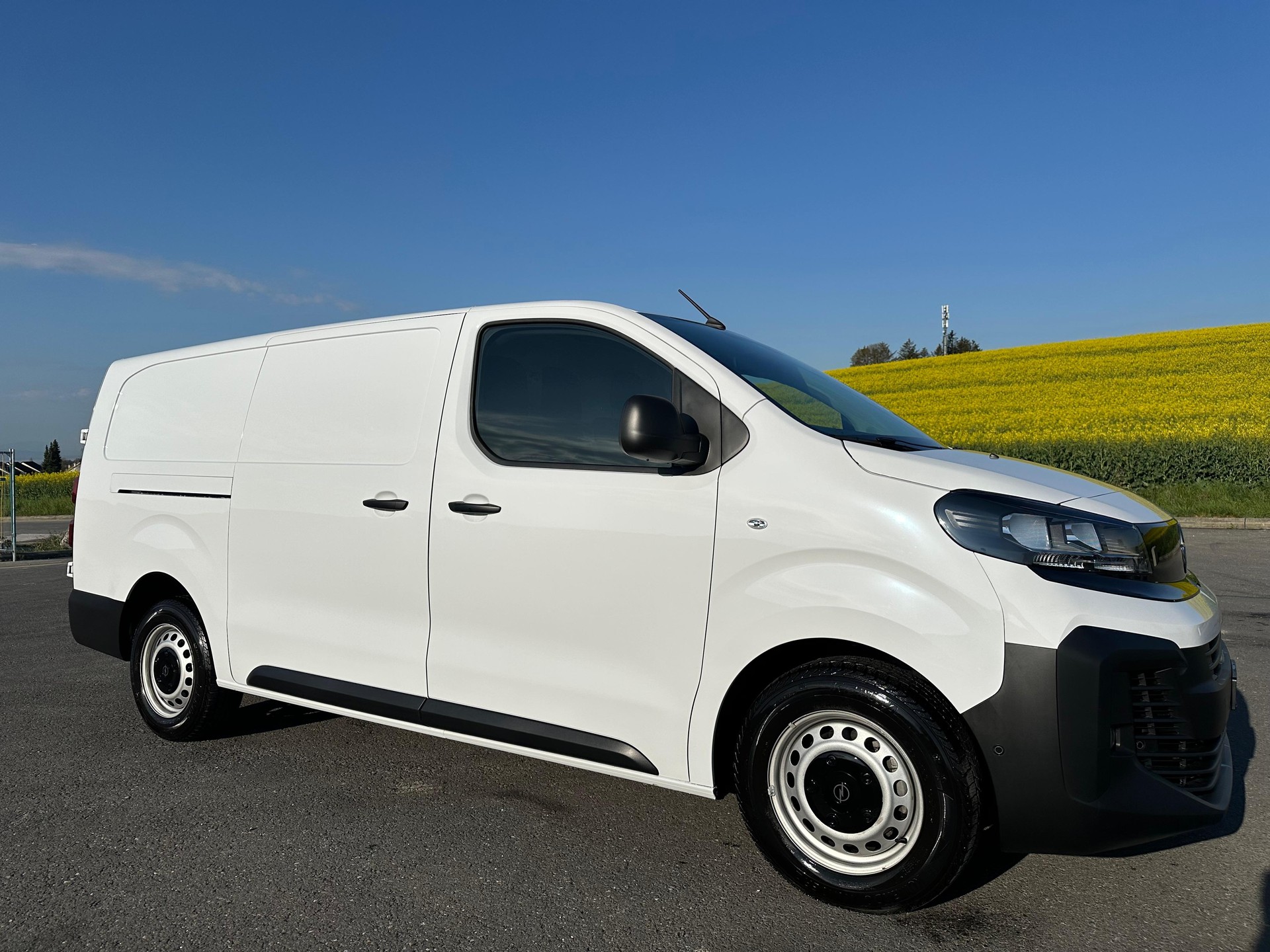 OPEL Vivaro Cargo 2.0 D s/s XL EN Aut.-image-6