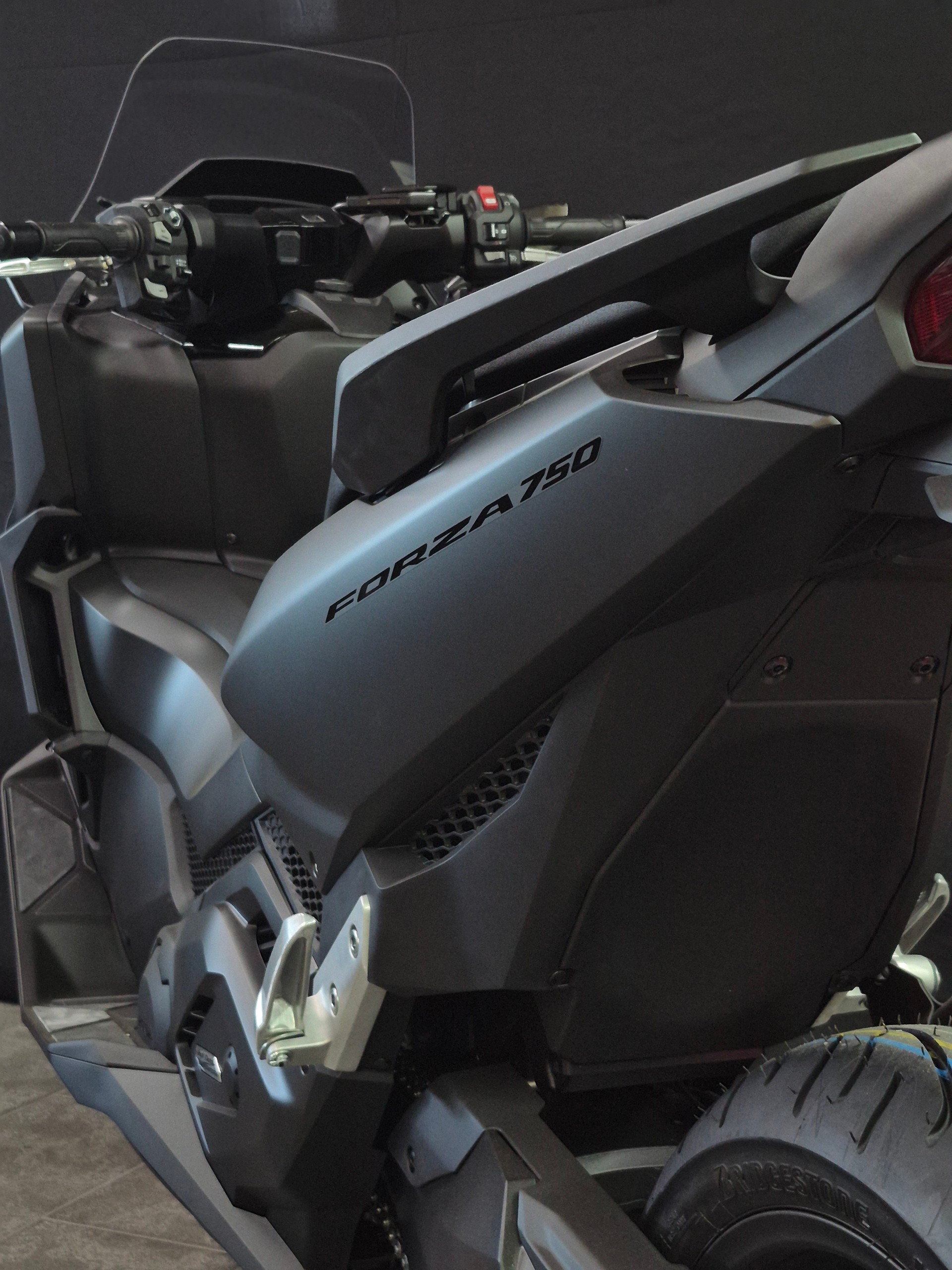 HONDA NSS 750-image-6