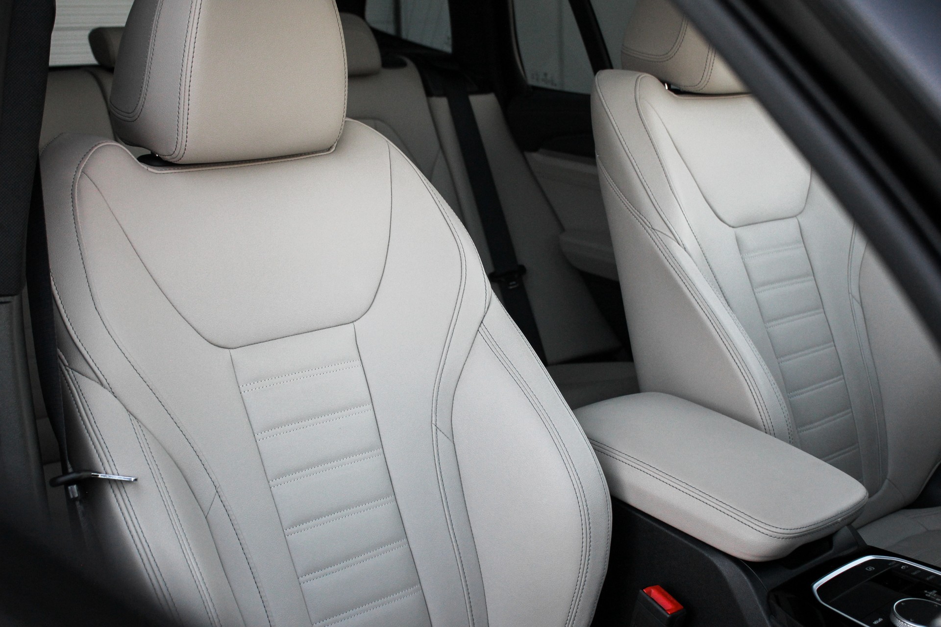 BMW X3 xDrive 48V M40d M Sport Edition Steptronic-image-10