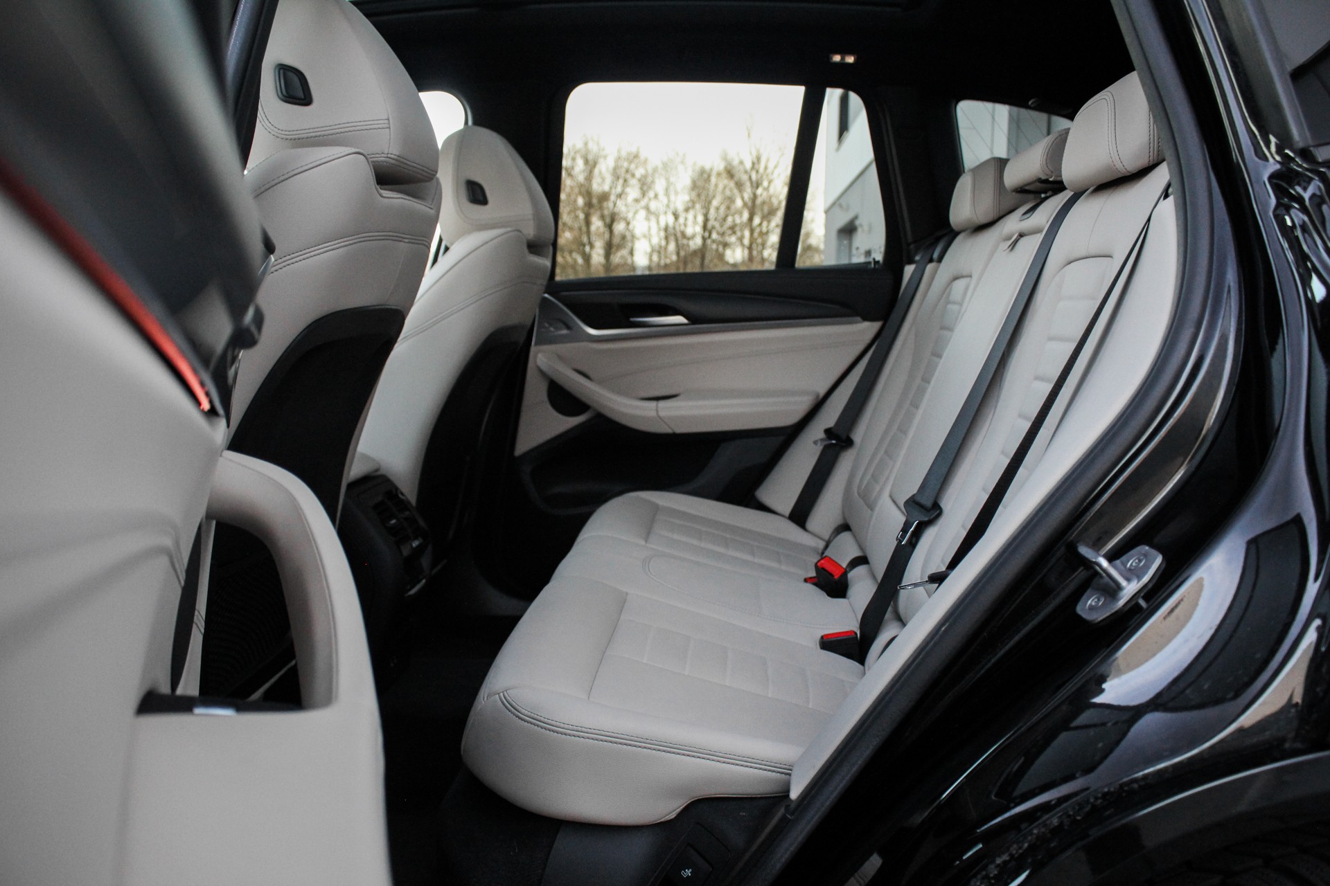 BMW X3 xDrive 48V M40d M Sport Edition Steptronic-image-11