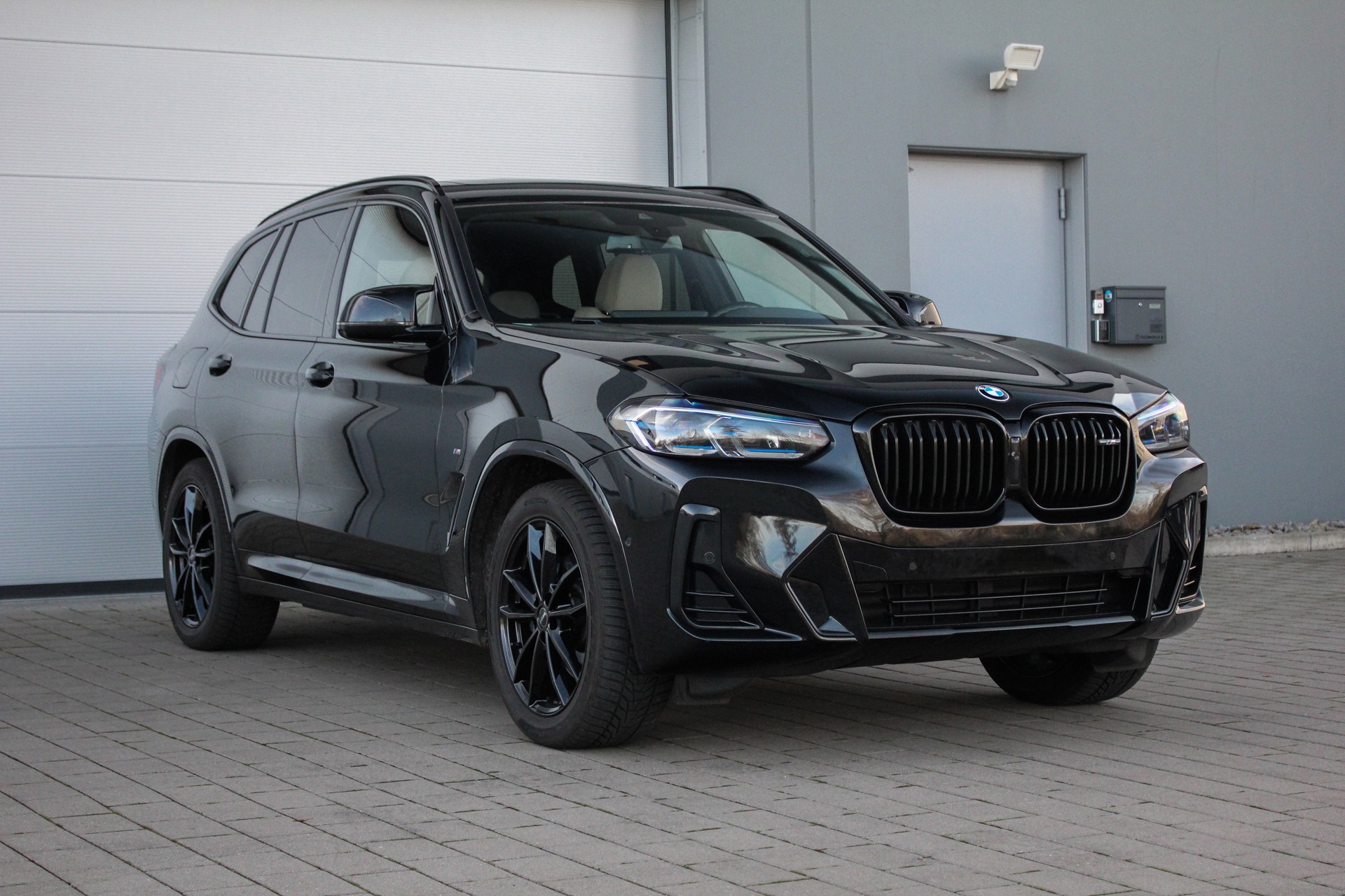 BMW X3 xDrive 48V M40d M Sport Edition Steptronic-showroom-element-2