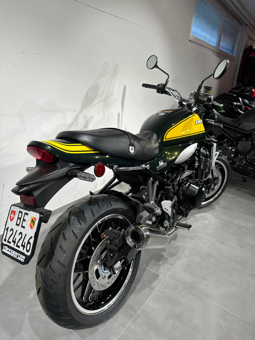 KAWASAKI Z 900 RS-image-2
