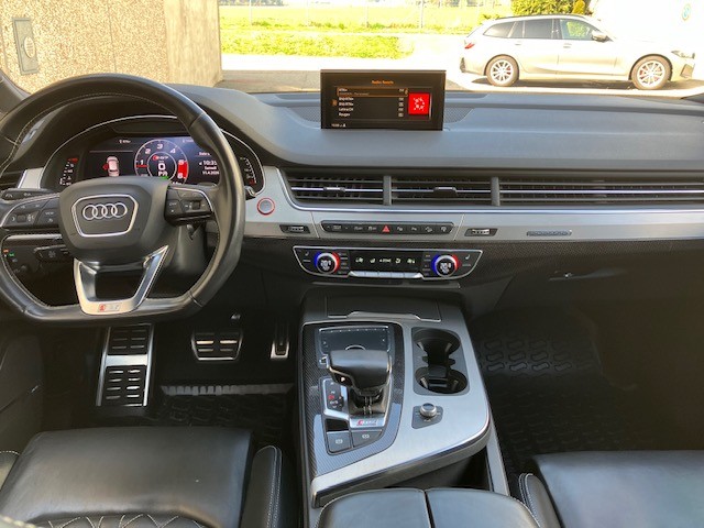 AUDI SQ7 4.0 TDI quattro tiptronic-image-7
