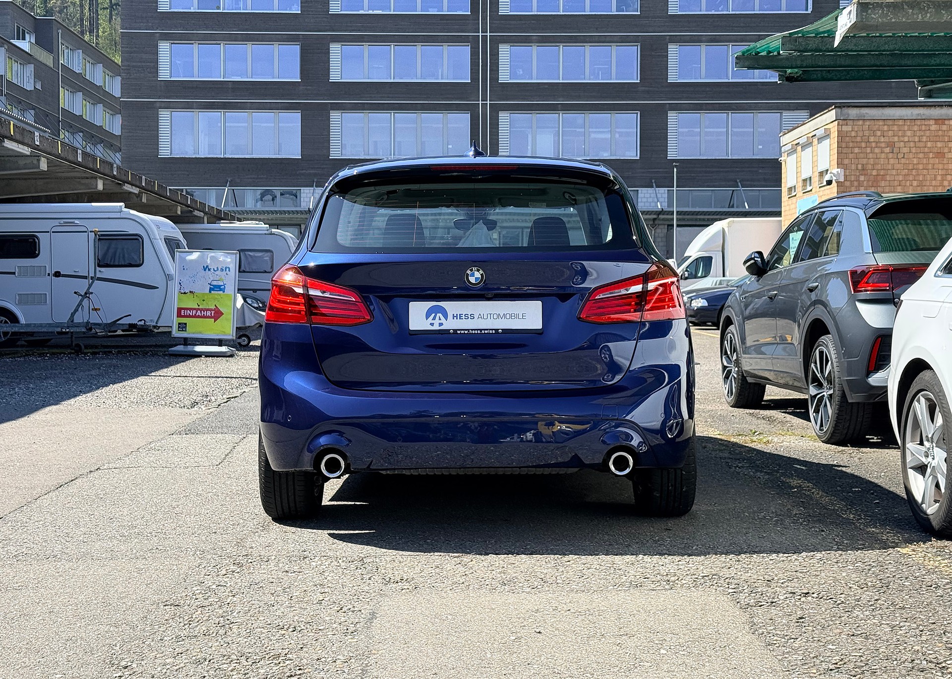 BMW 220i Active Tourer DKG-Automat Sport Line-image-4