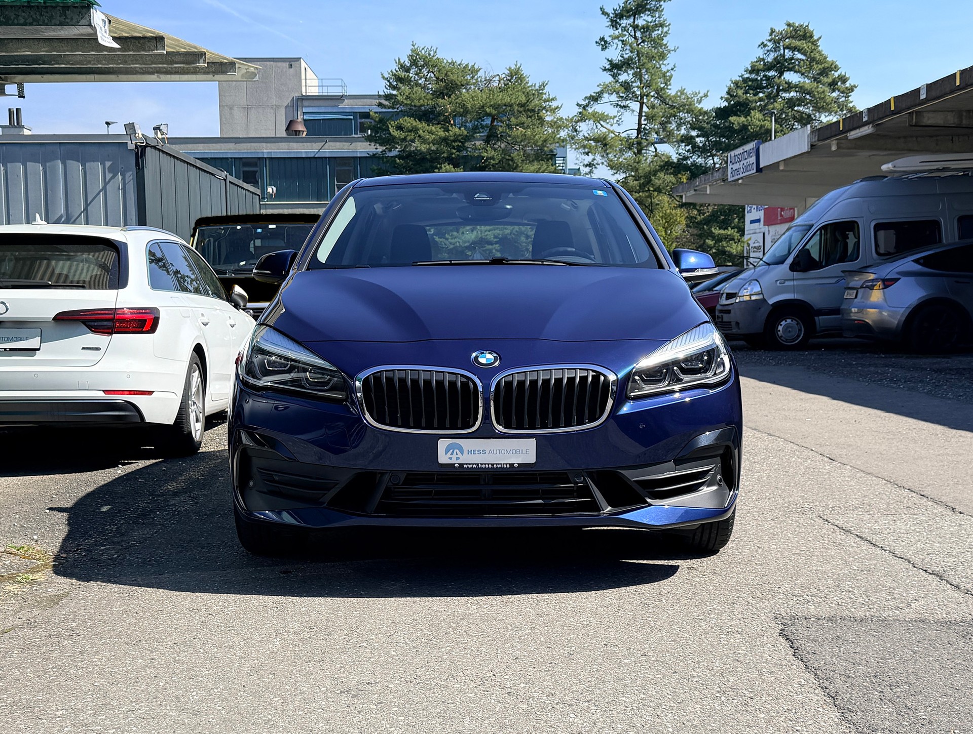 BMW 220i Active Tourer DKG-Automat Sport Line-image-12