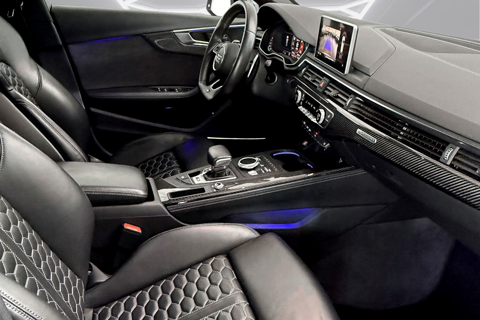 AUDI RS4 Avant 2.9 TFSI quattro tiptronic-image-11