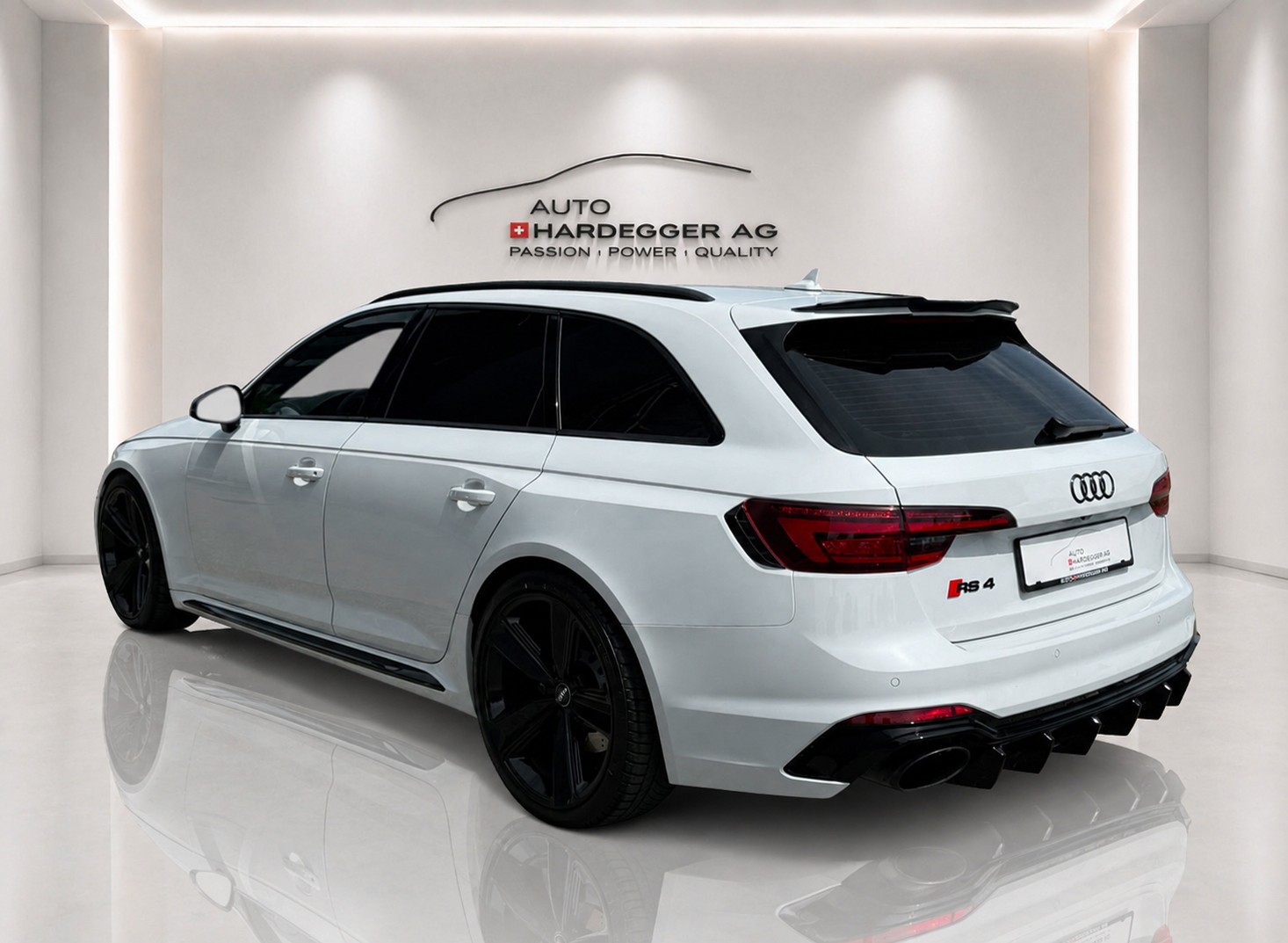 AUDI RS4 Avant 2.9 TFSI quattro tiptronic-image-5
