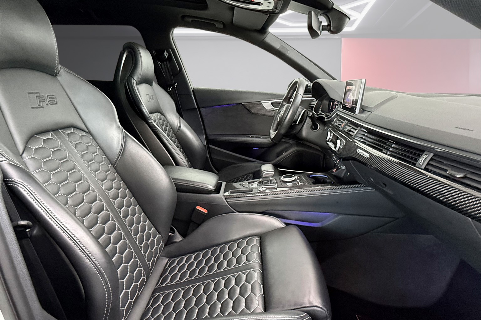 AUDI RS4 Avant 2.9 TFSI quattro tiptronic-image-10