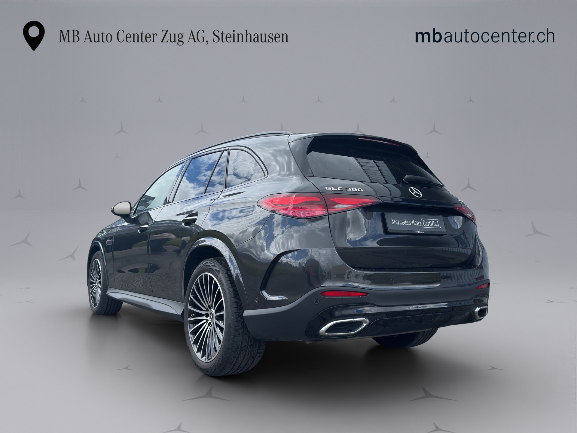MERCEDES-BENZ GLC 300 AMG Line 4matic-showroom-element-3