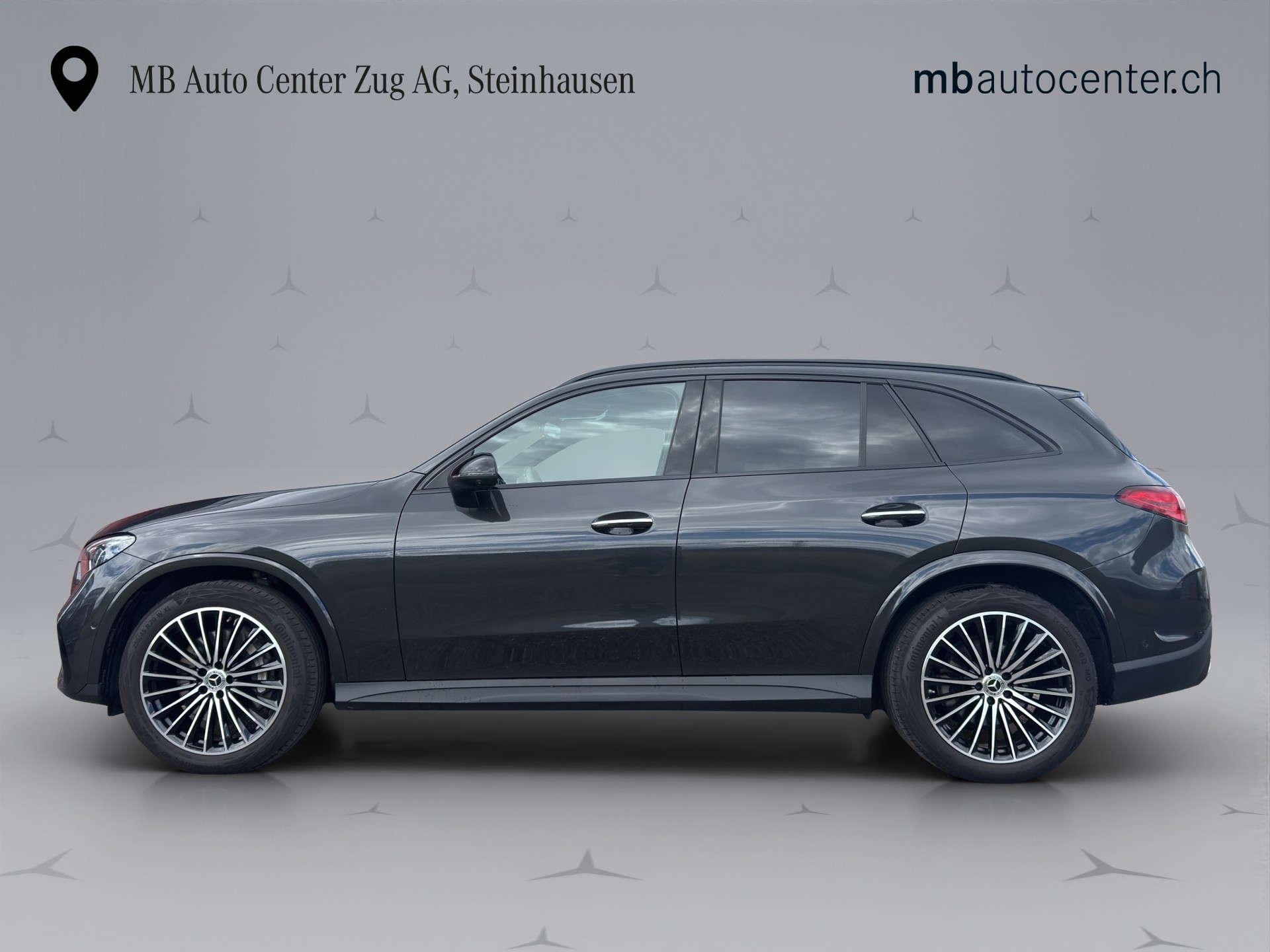 MERCEDES-BENZ GLC 300 AMG Line 4matic-showroom-element-1