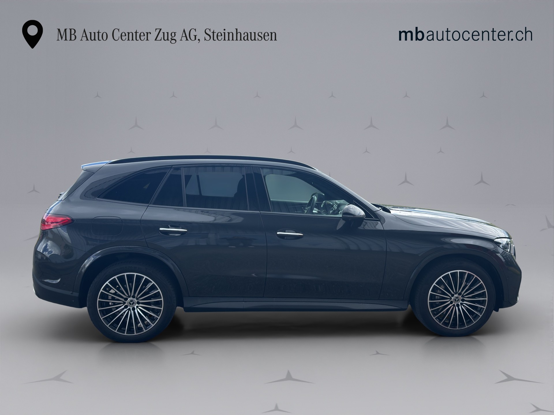 MERCEDES-BENZ GLC 300 AMG Line 4matic-image-6