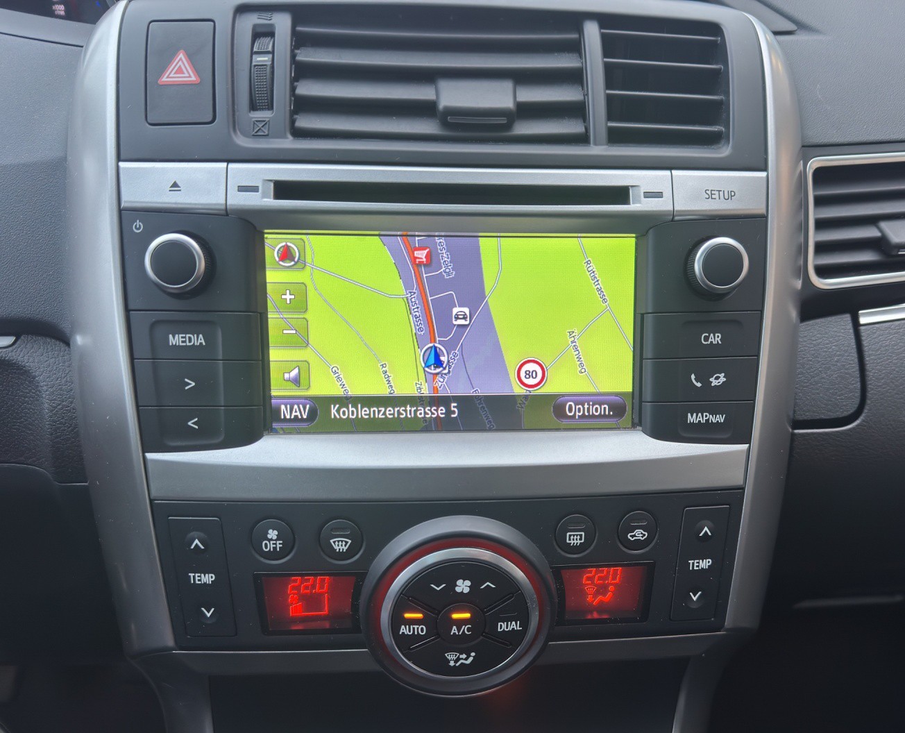 TOYOTA Verso 1.6 Luna-image-13