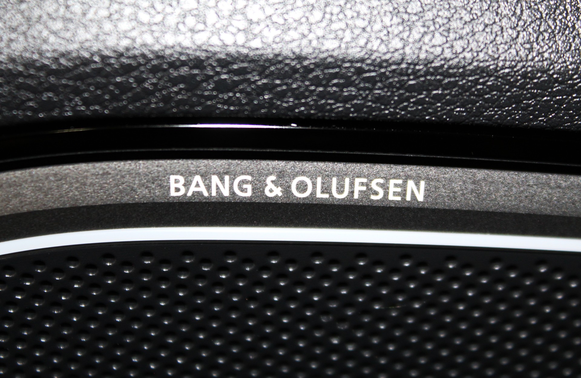 AUDI A3 Sportback 40 TFSI Sport quattro S-tronic S line Sportpaket / CH-Fahrzeug-image-17