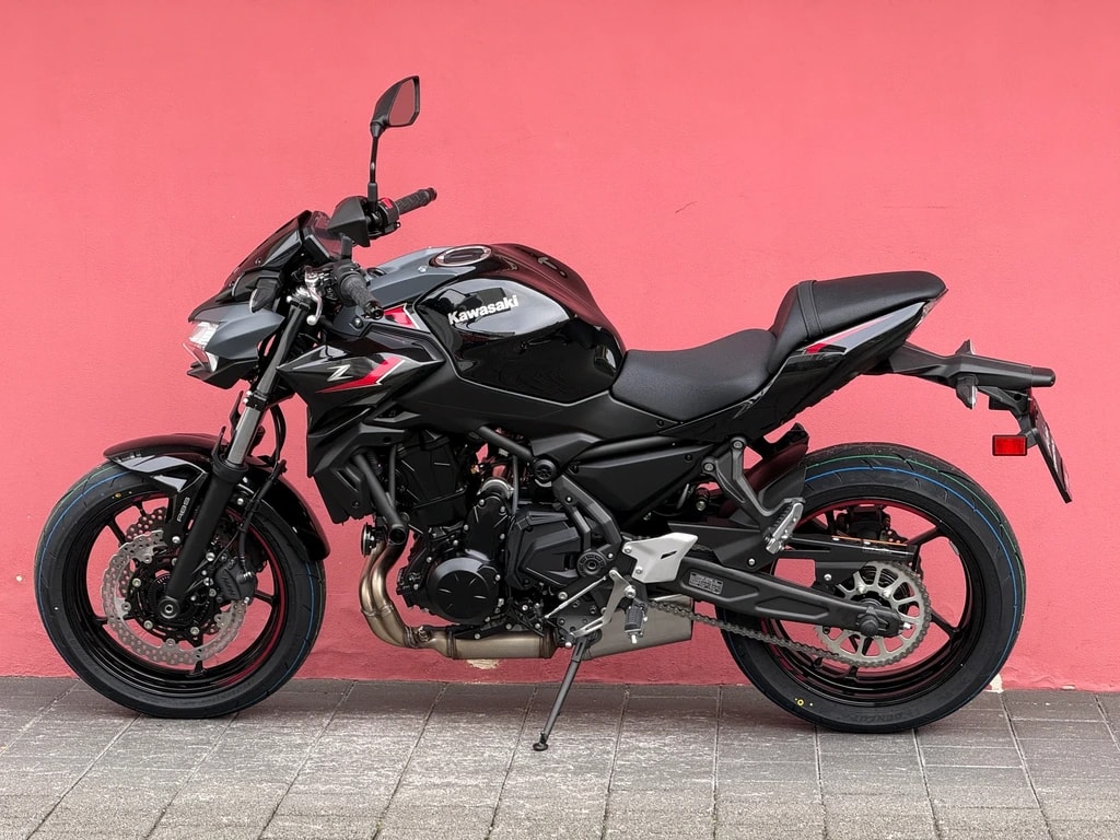 KAWASAKI Z 650 (35kW)-image-1