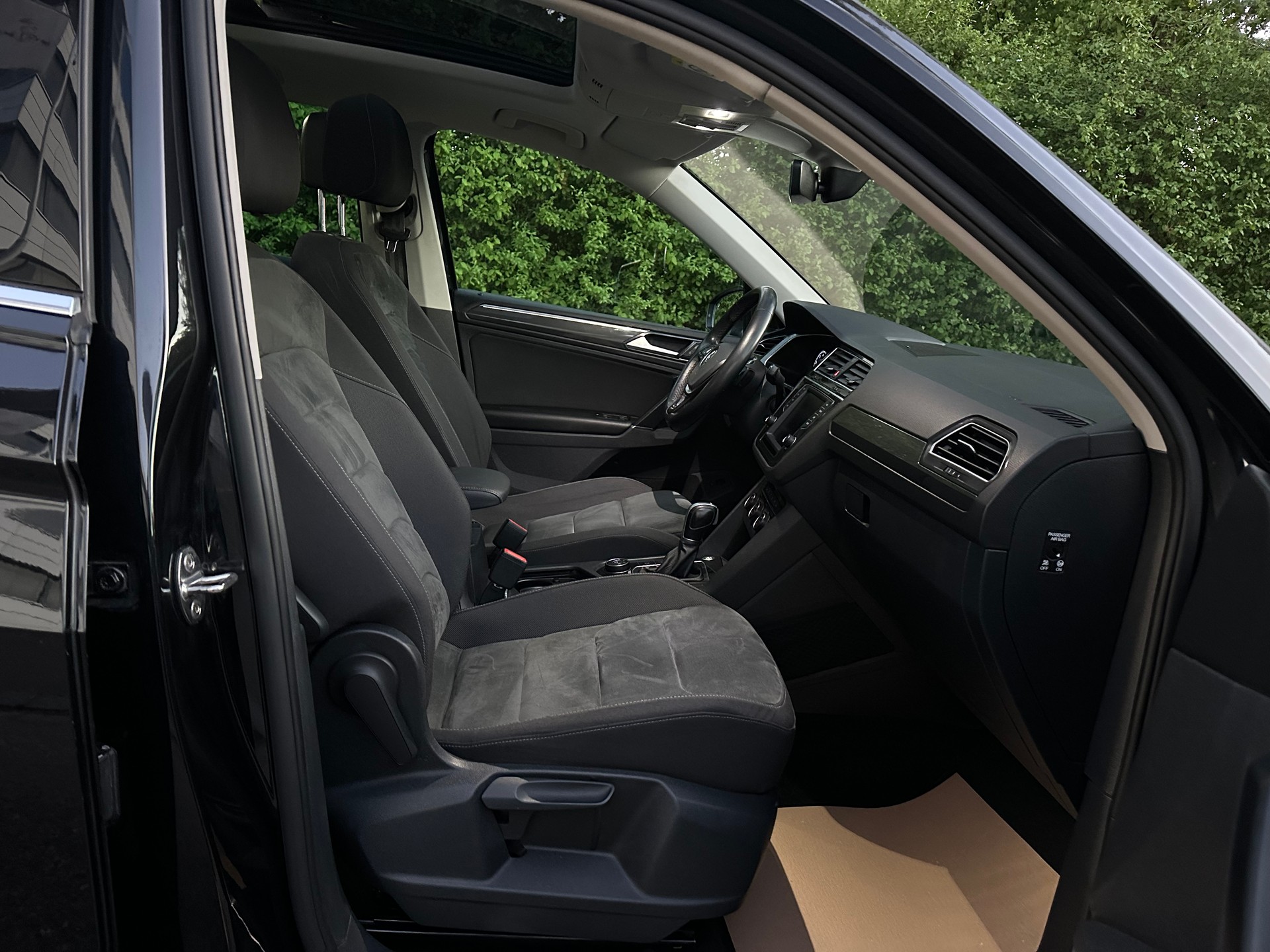 VW Tiguan 2.0TSI R- Line 4Motion DSG-image-10