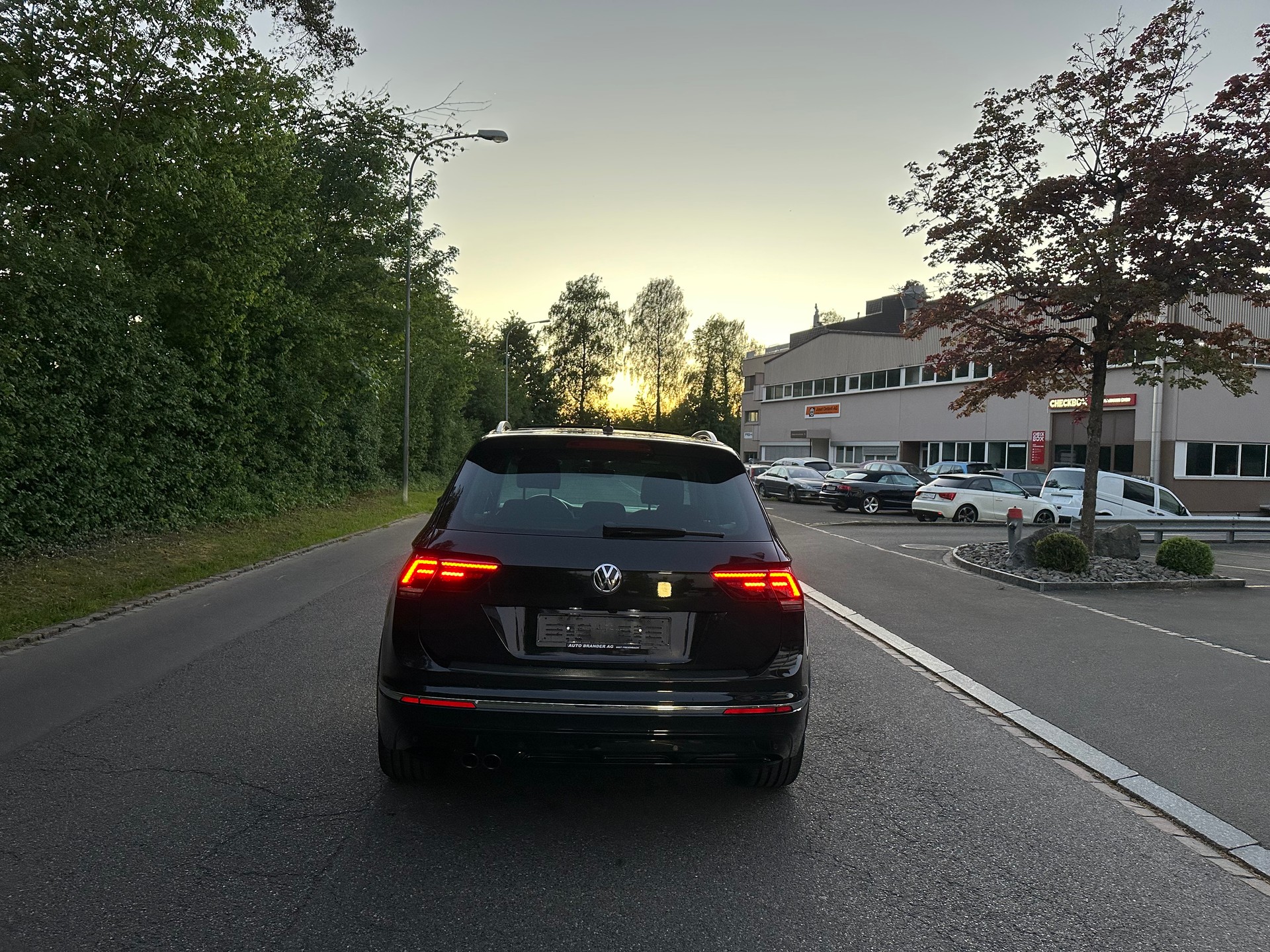 VW Tiguan 2.0TSI R- Line 4Motion DSG-image-7