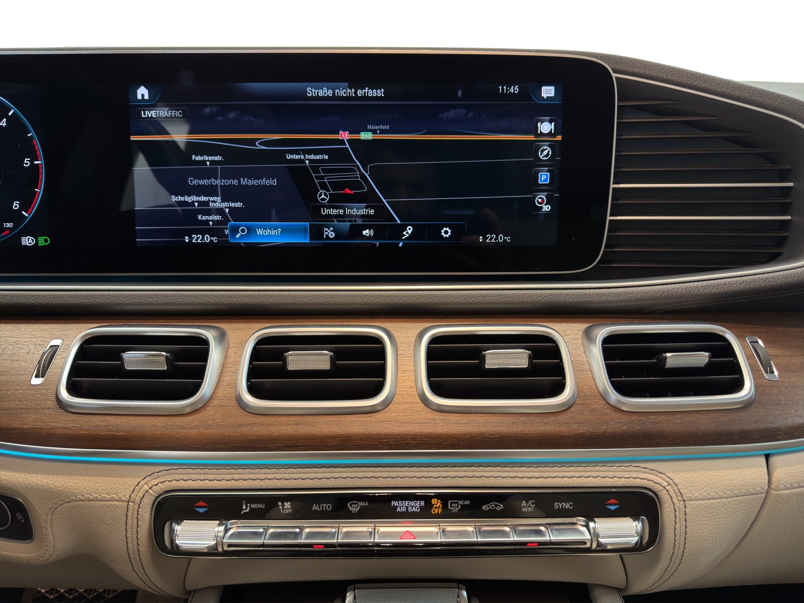 MERCEDES-BENZ GLE 400 d 4Matic-image-14