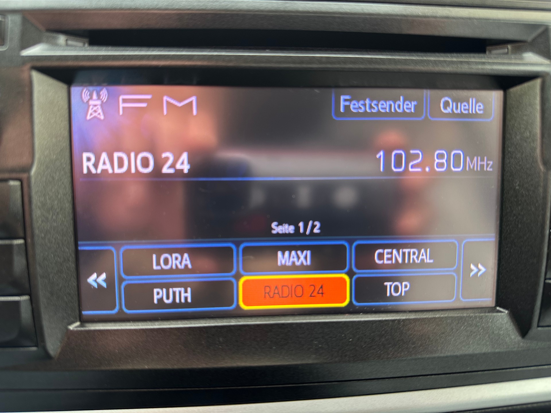 TOYOTA Auris 1.8 16V HSD Linea Sol-image-21