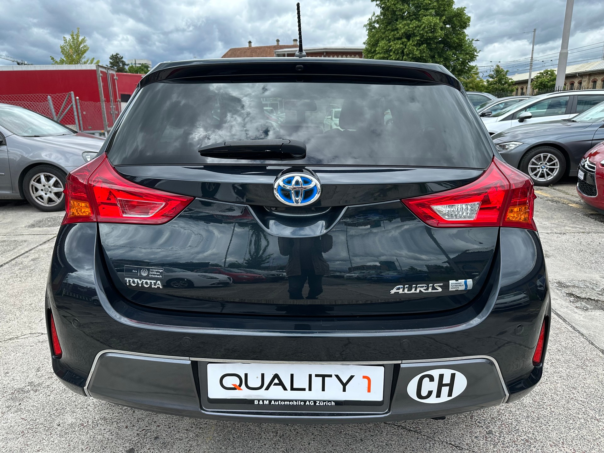 TOYOTA Auris 1.8 16V HSD Linea Sol-image-7