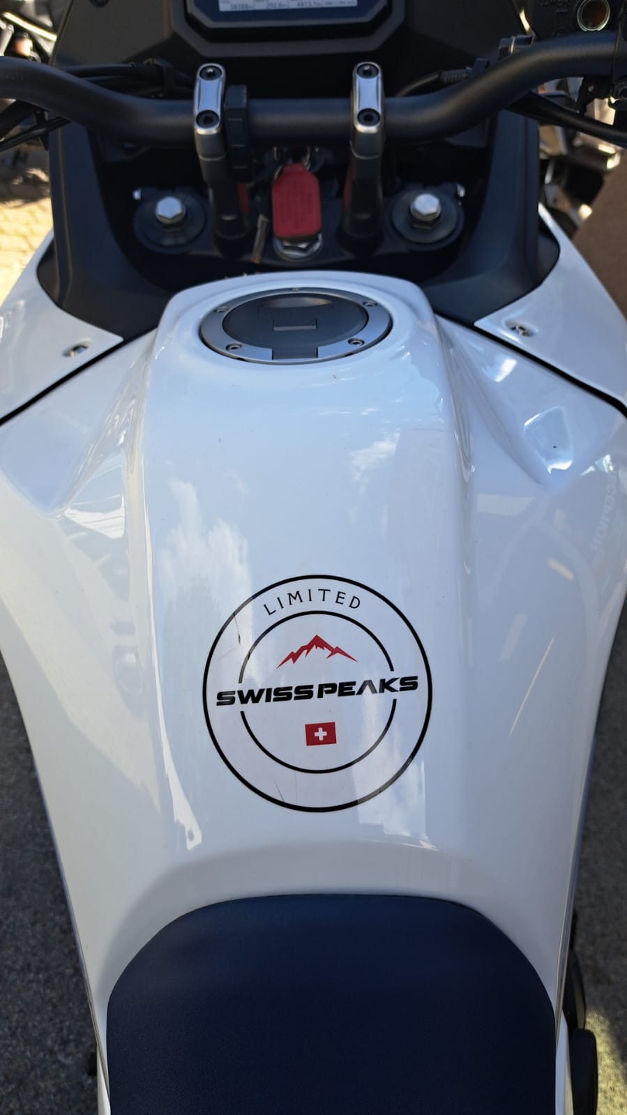 HONDA XL 750 35 kw Transalp Swiss Peaks-image-5