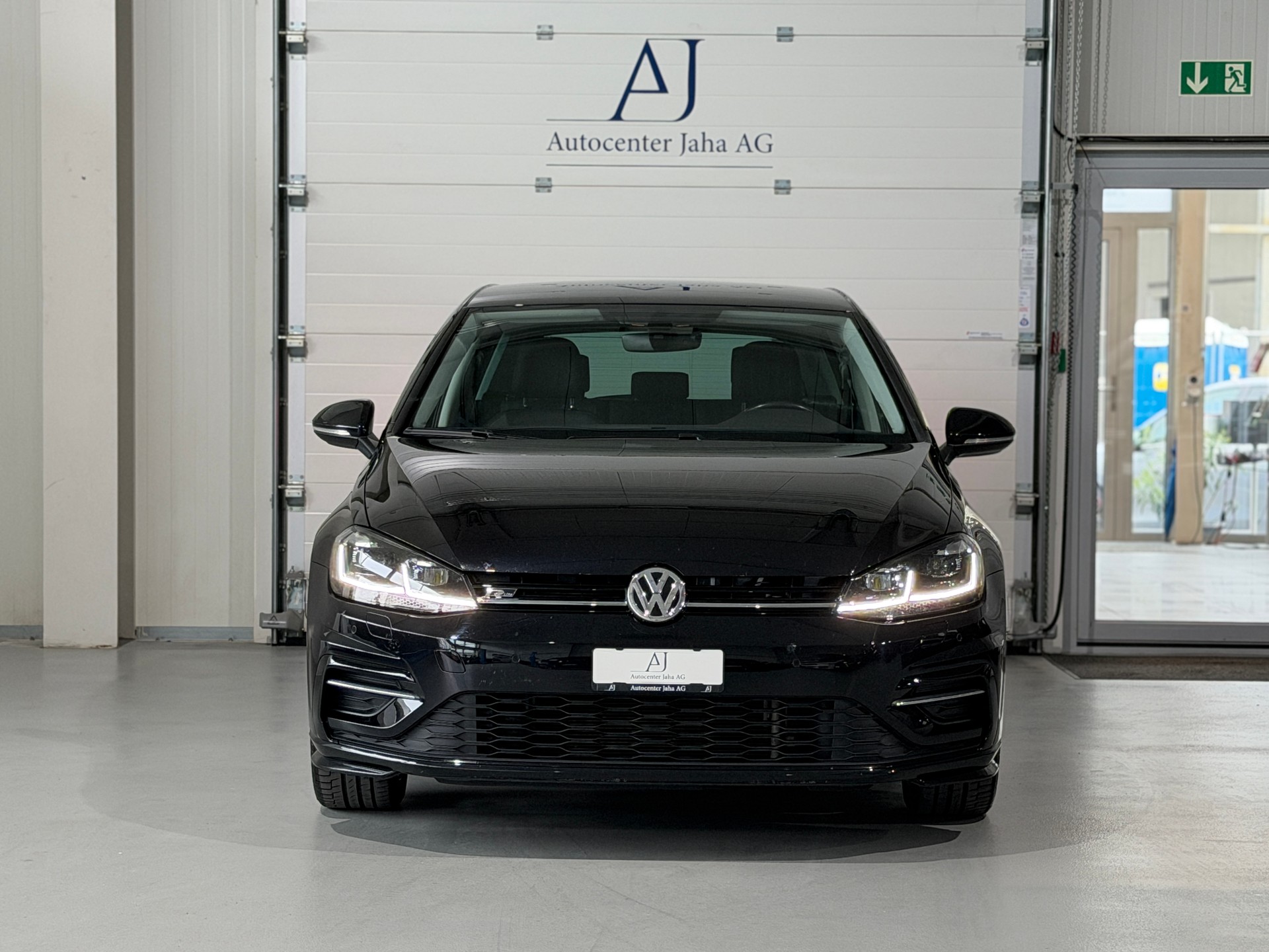 VW Golf 1.5 TSI EVO Edition 45 DSG R-LINE (CH)-image-4