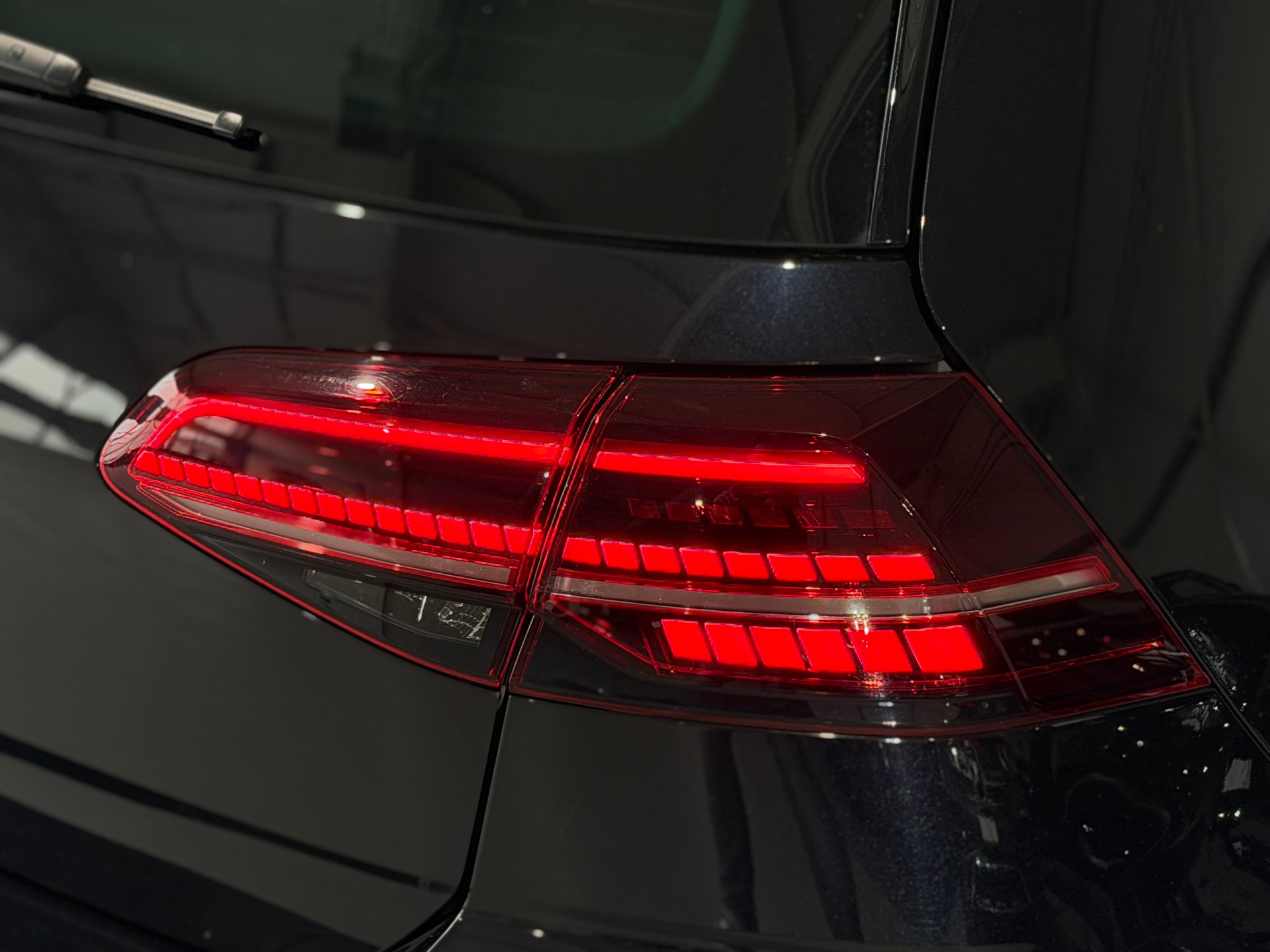 VW Golf 1.5 TSI EVO Edition 45 DSG R-LINE (CH)-image-15