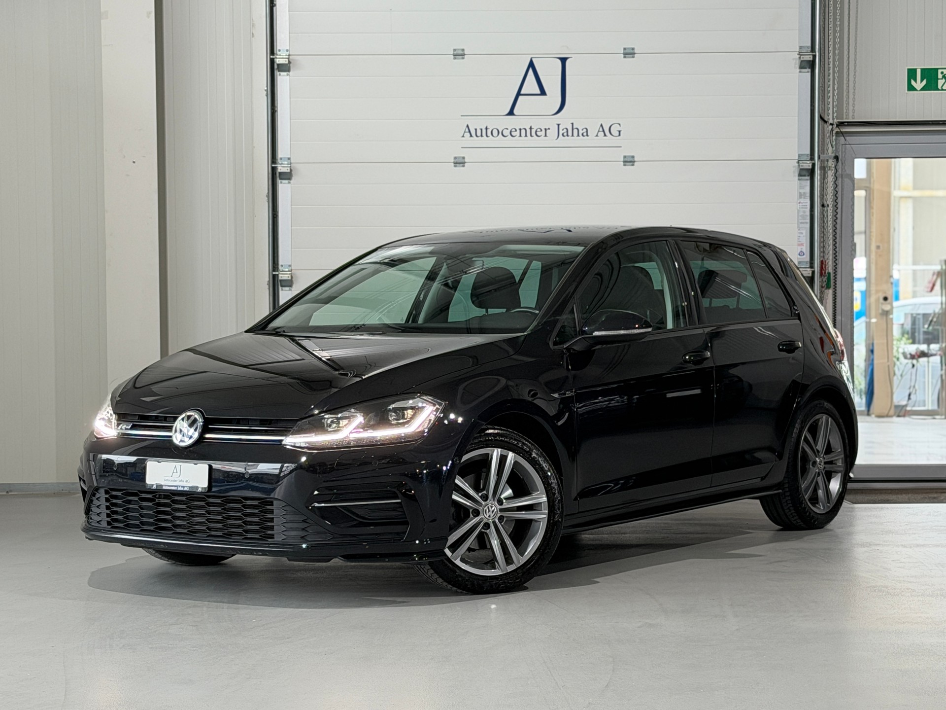 VW Golf 1.5 TSI EVO Edition 45 DSG R-LINE (CH)