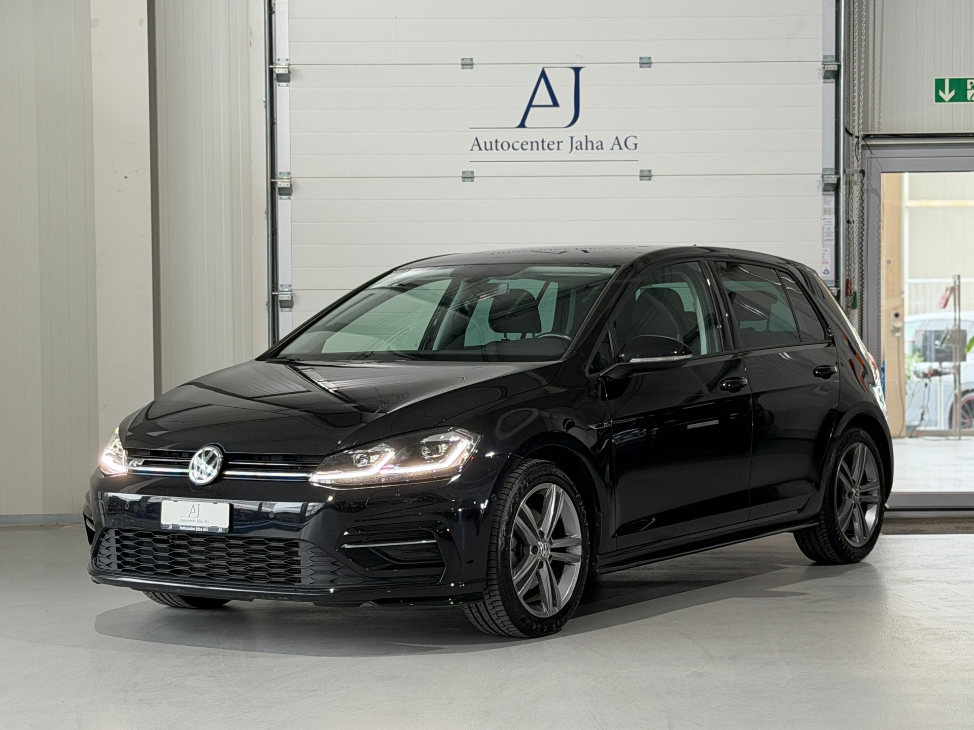 VW Golf 1.5 TSI EVO Edition 45 DSG R-LINE (CH)-showroom-element-2