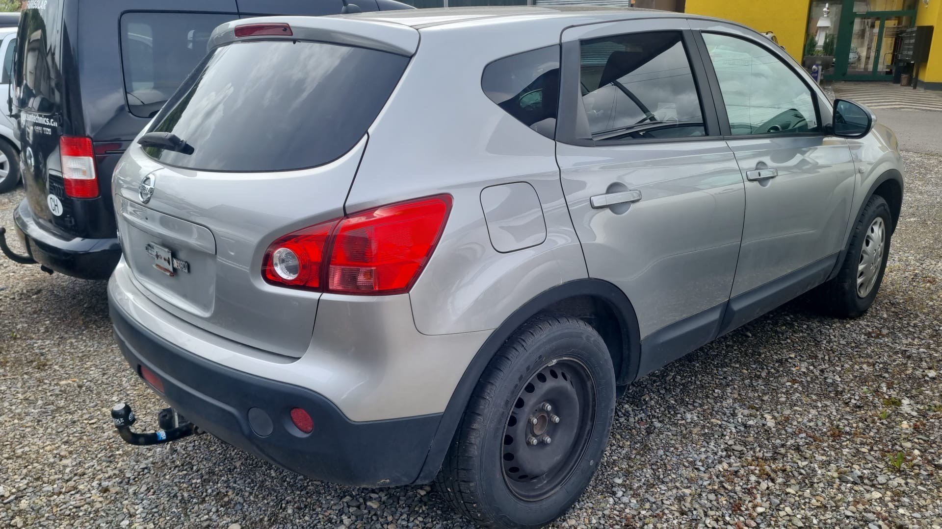 NISSAN Qashqai 2.0 Lounge XTronic CVT-image-4