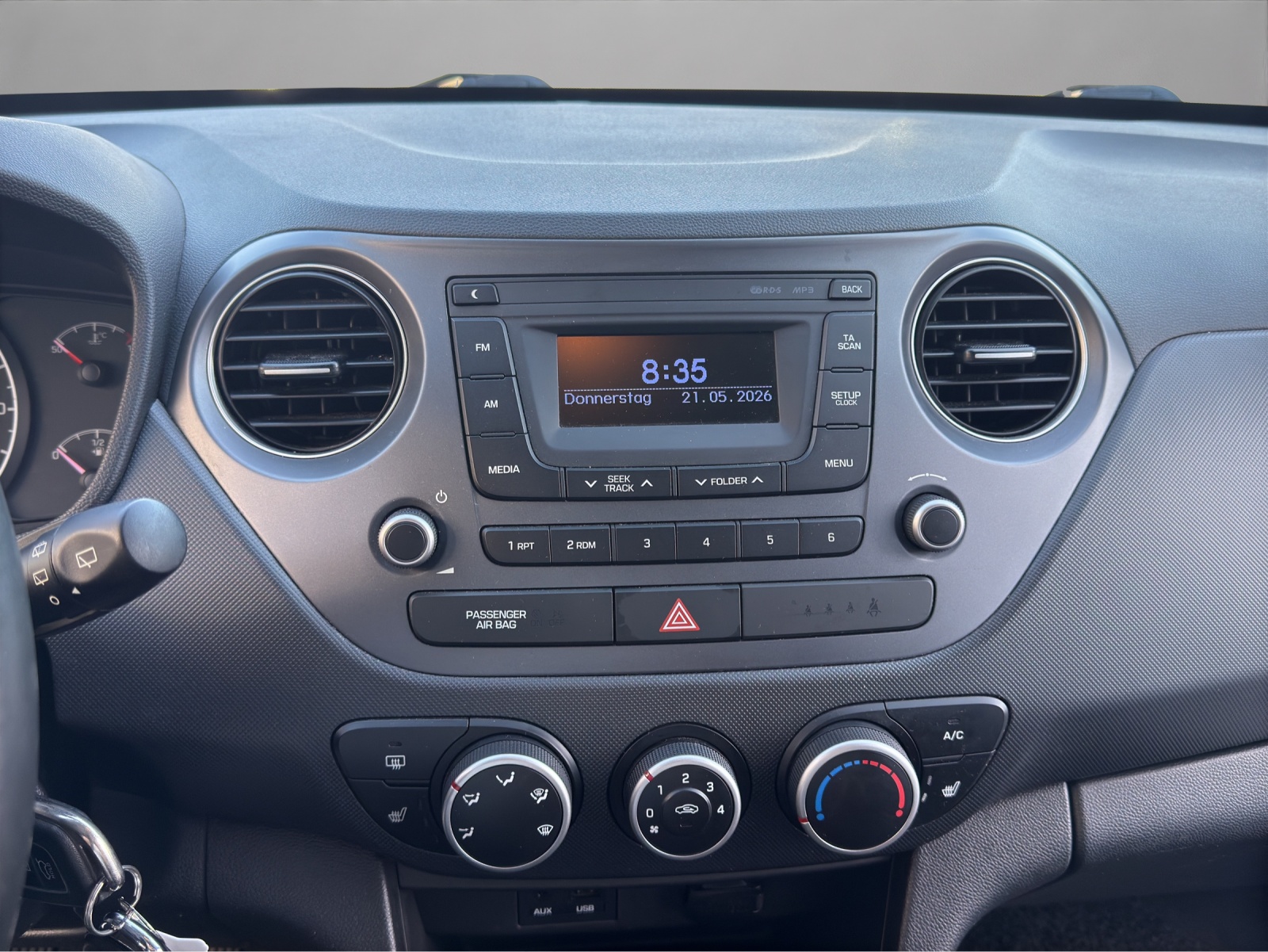 HYUNDAI i10 1.0 Origo-image-12