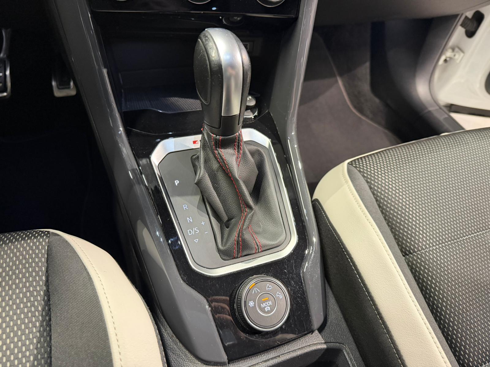VW T-Roc 2.0 TSI Sport DSG 4Motion-image-21