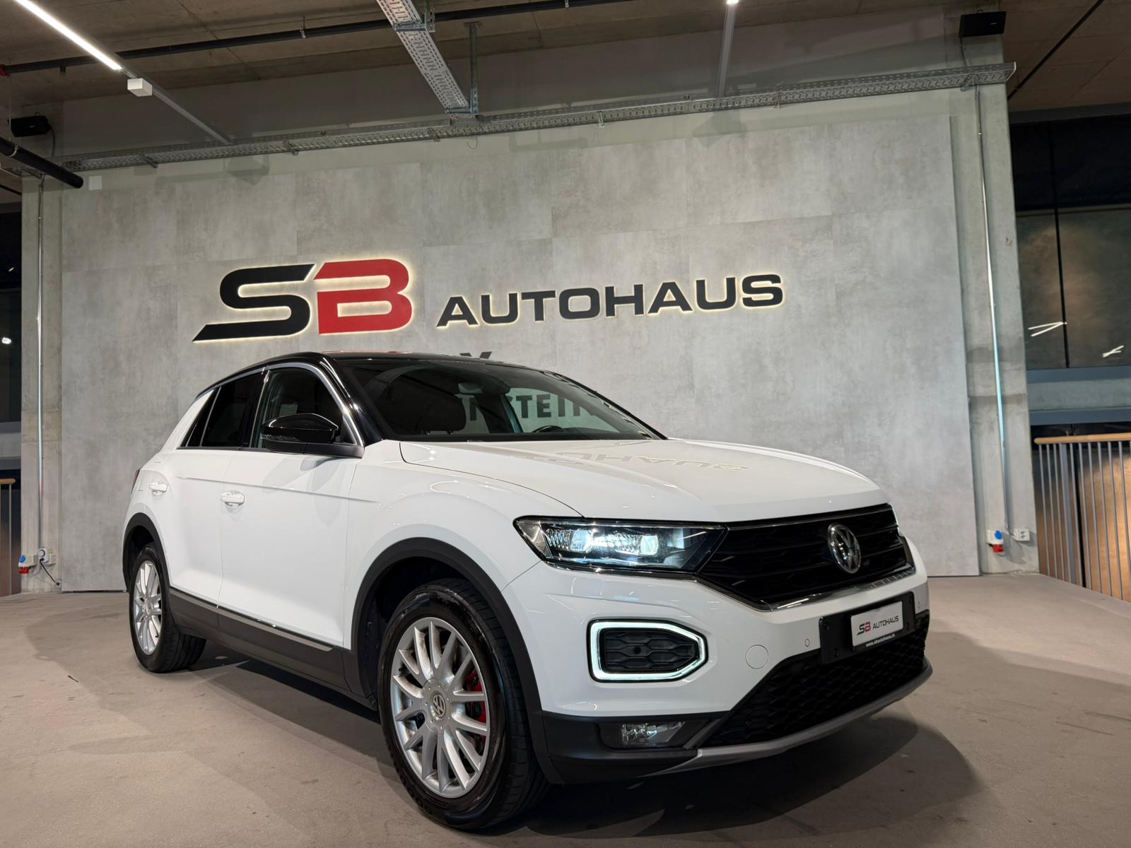 VW T-Roc 2.0 TSI Sport DSG 4Motion-showroom-element-1