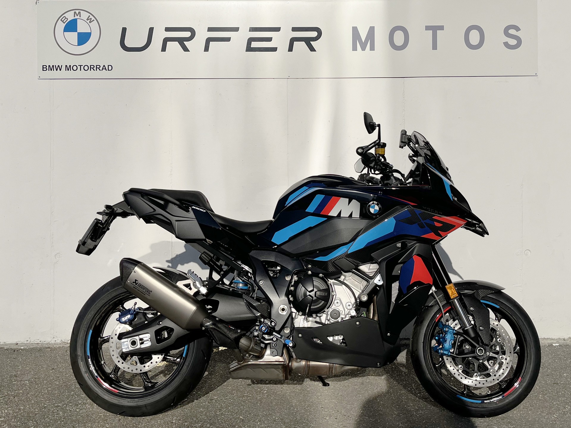 BMW M 1000 XR-image-0