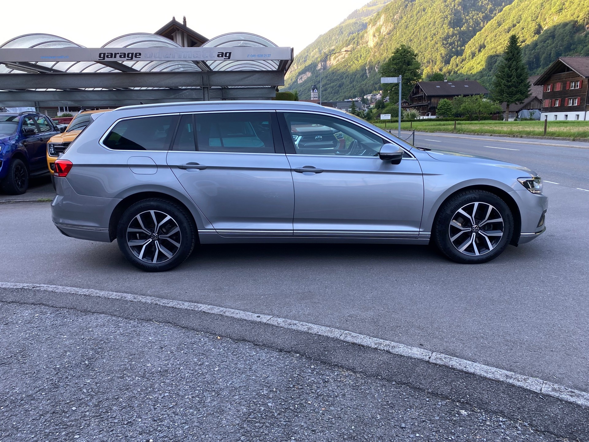 VW Passat 2.0 TDI BMT Elegance 4Motion DSG-image-14