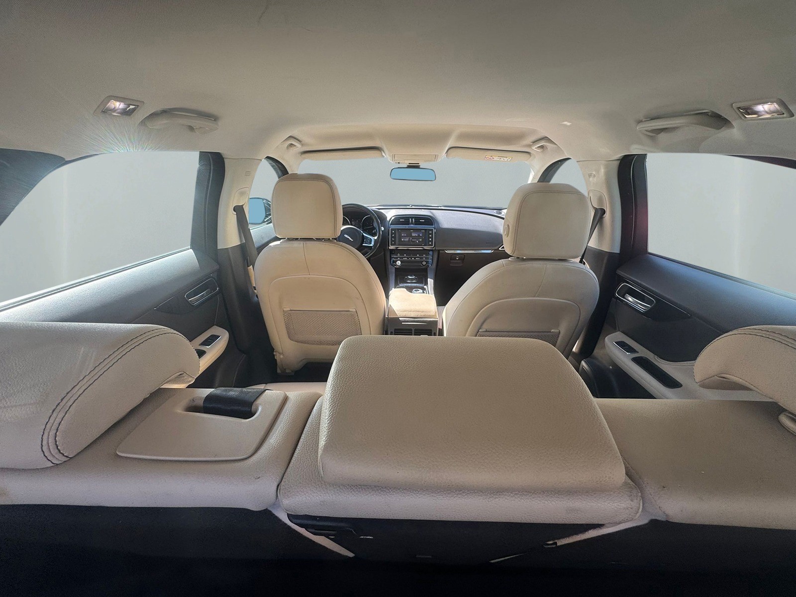 JAGUAR F-Pace 25d R-Sport AWD Automatik-image-10