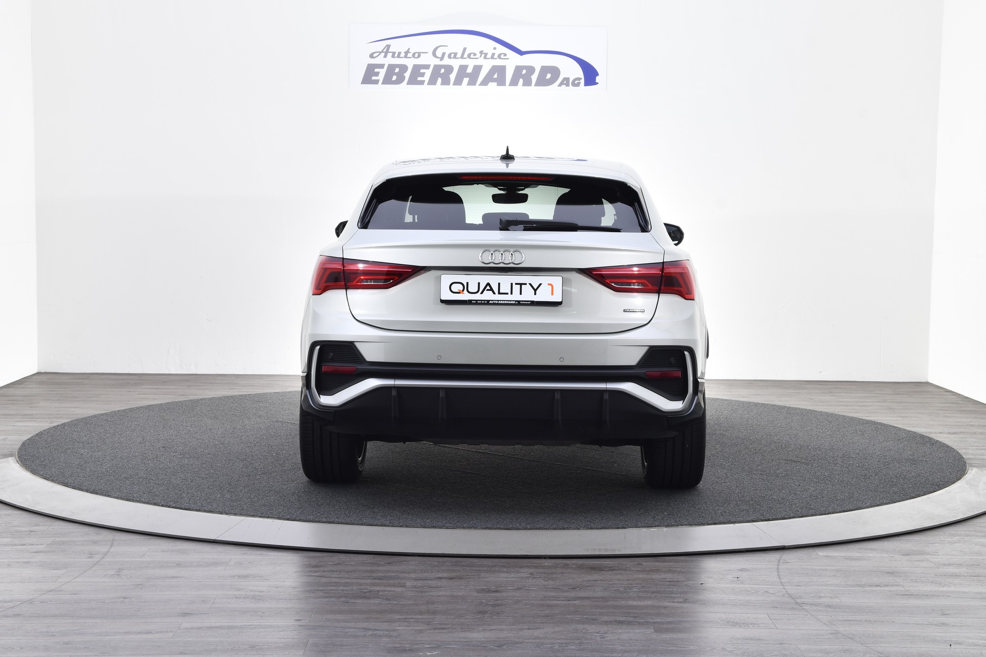 AUDI Q3 Sportback 45 TFSI S line quattro S-tronic-showroom-element-3