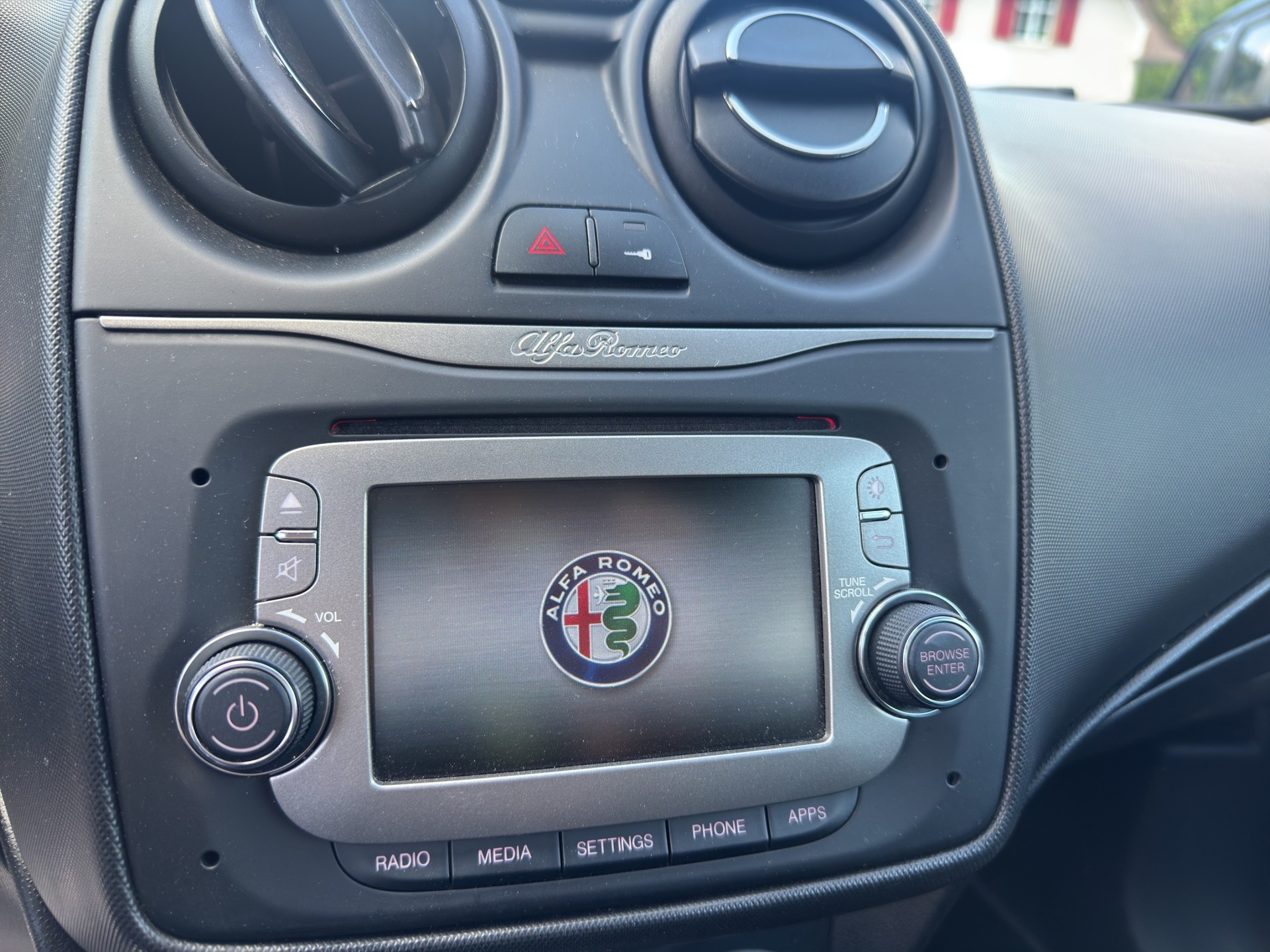 ALFA ROMEO 1.4 URBAN-image-12