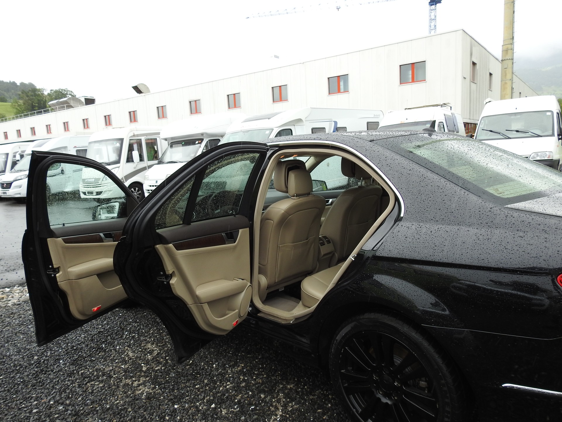 MERCEDES-BENZ C 300 CDI Avantgarde 4Matic 7G-Tronic-image-16