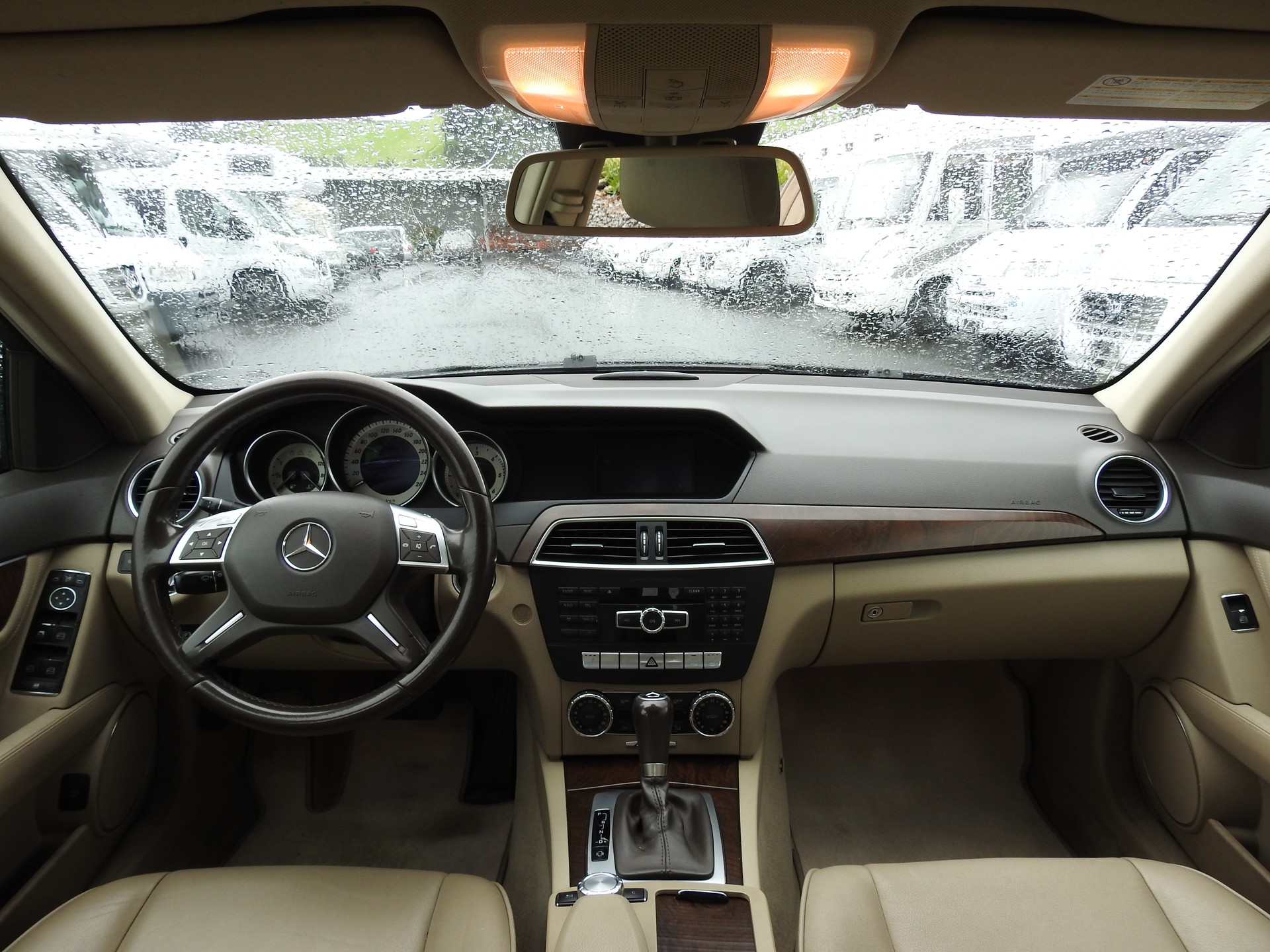 MERCEDES-BENZ C 300 CDI Avantgarde 4Matic 7G-Tronic-image-17