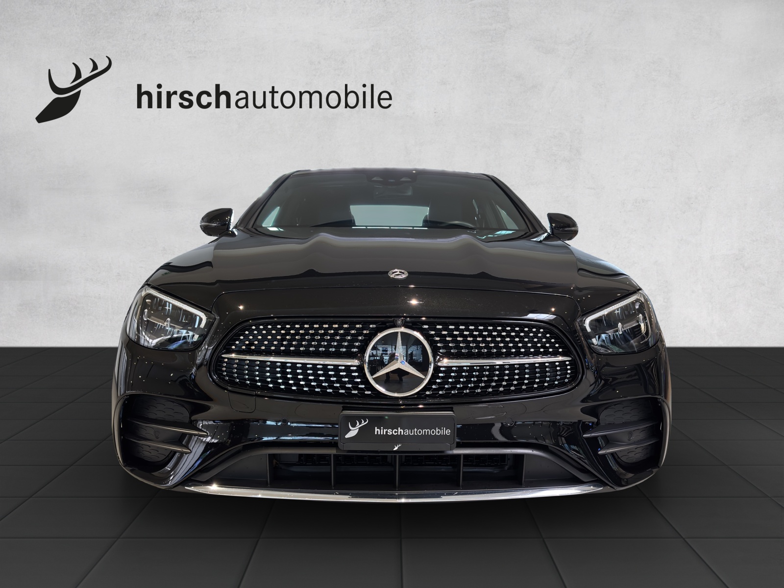 MERCEDES-BENZ E 220 d 4Matic AMG Line 9G-Tronic-image-5