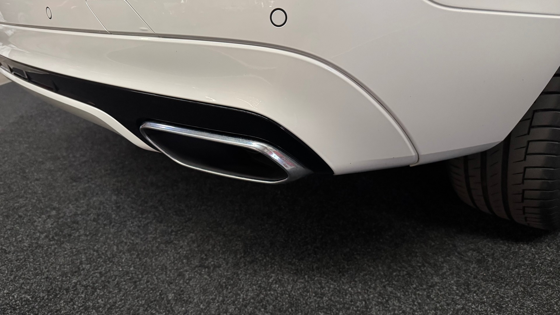 VOLVO XC60 T6 eAWD R-Design Geartronic-image-10