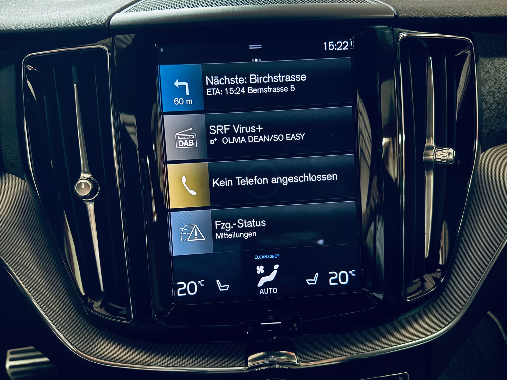 VOLVO XC60 T6 eAWD R-Design Geartronic-image-22