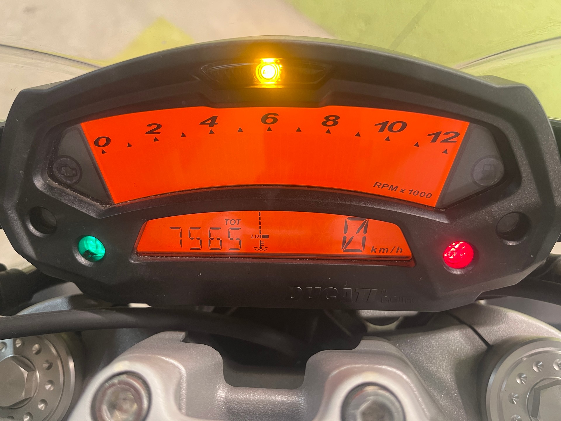 DUCATI Monster 696M ABS (25kW)-image-9