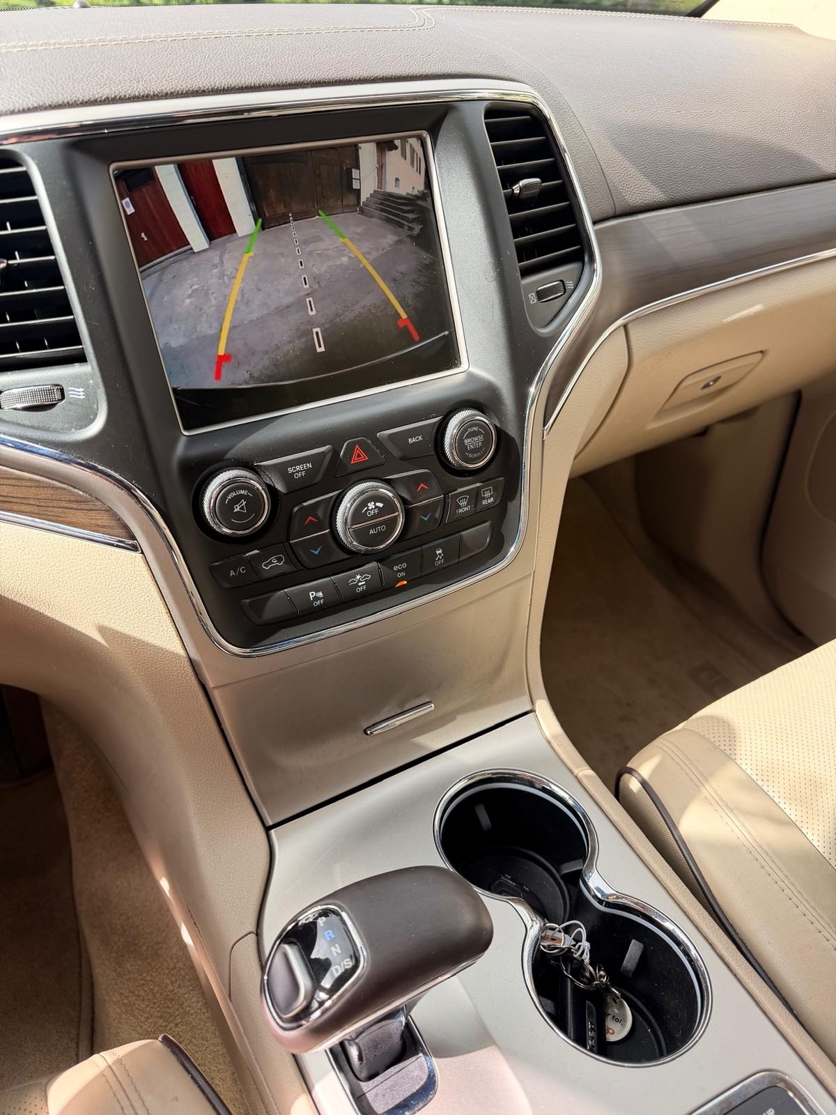 JEEP Grand Cherokee 3.0 CRD Overland Automatic-image-13