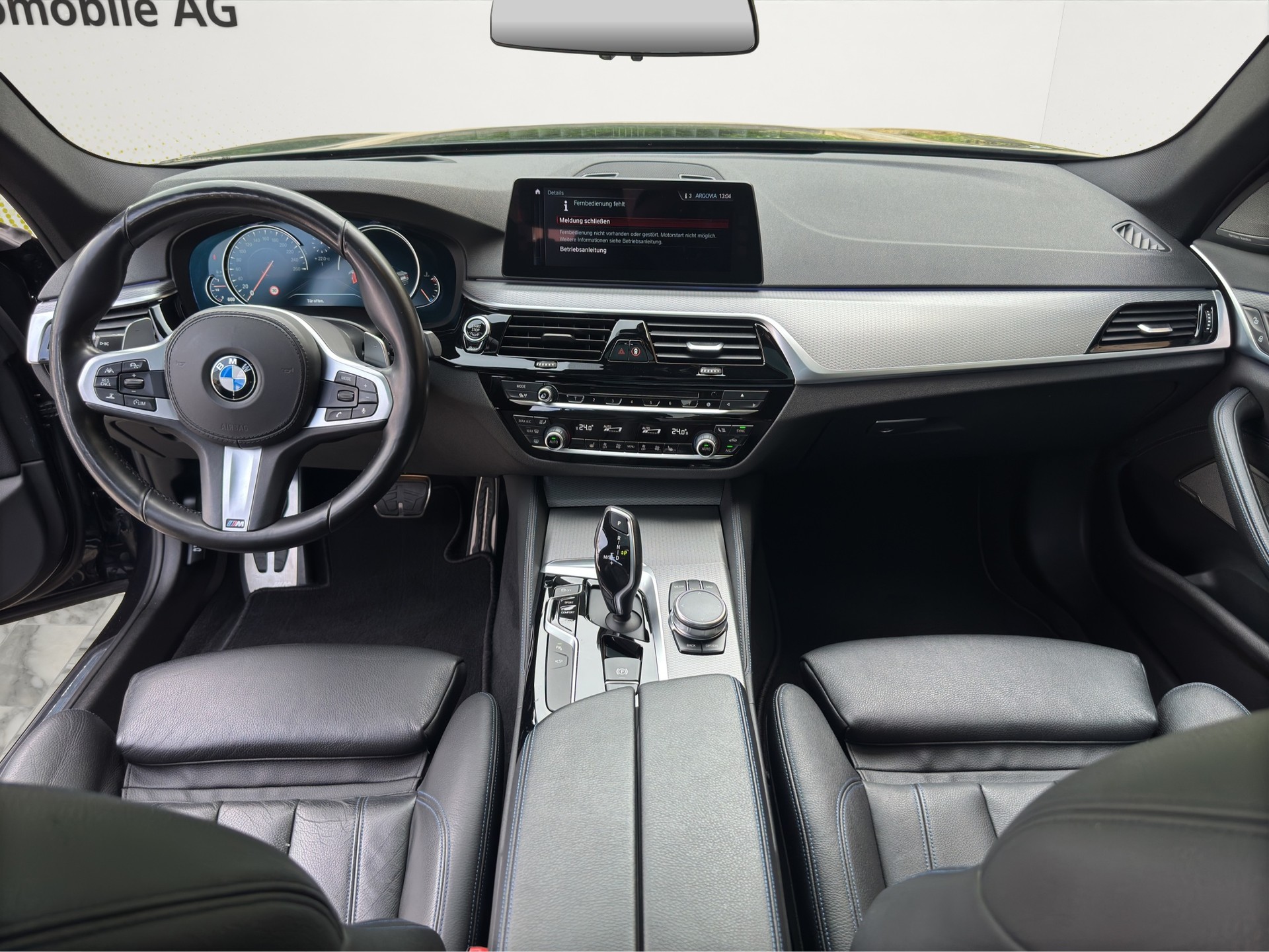 BMW 520d xDrive M-Sport 4x4 Panoramadach-image-9