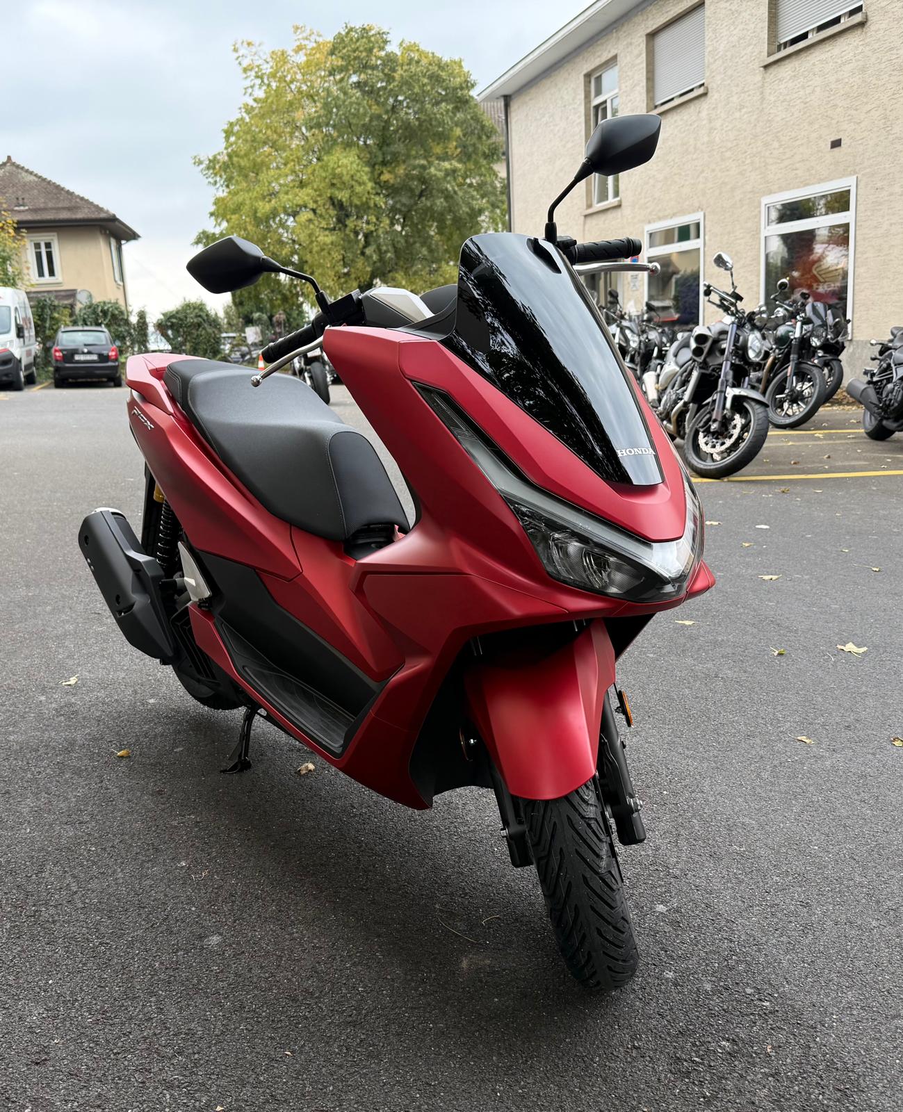HONDA PCX 125 DX TFT. connectivity-image-1