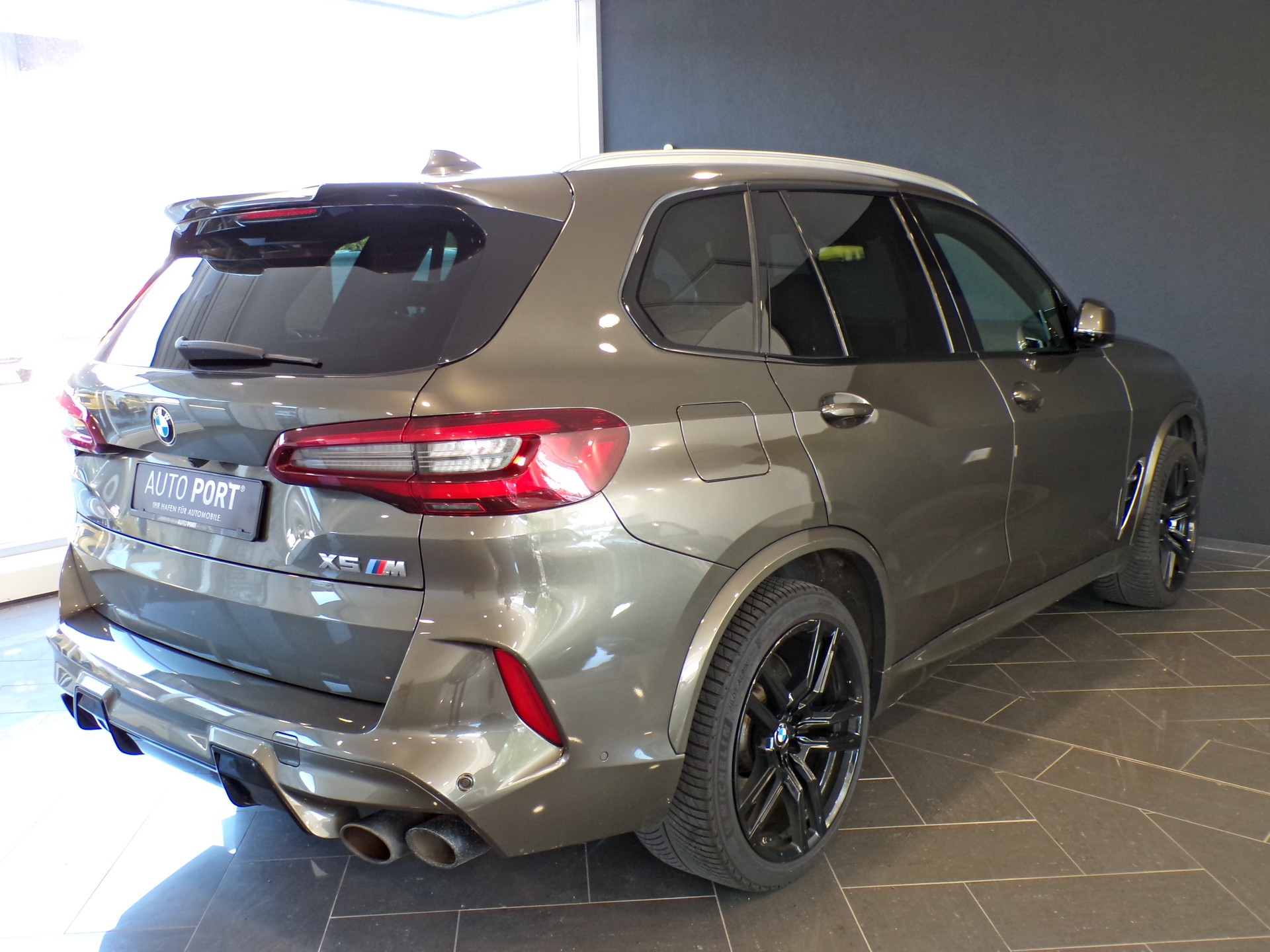 BMW X5M Steptronic-image-8