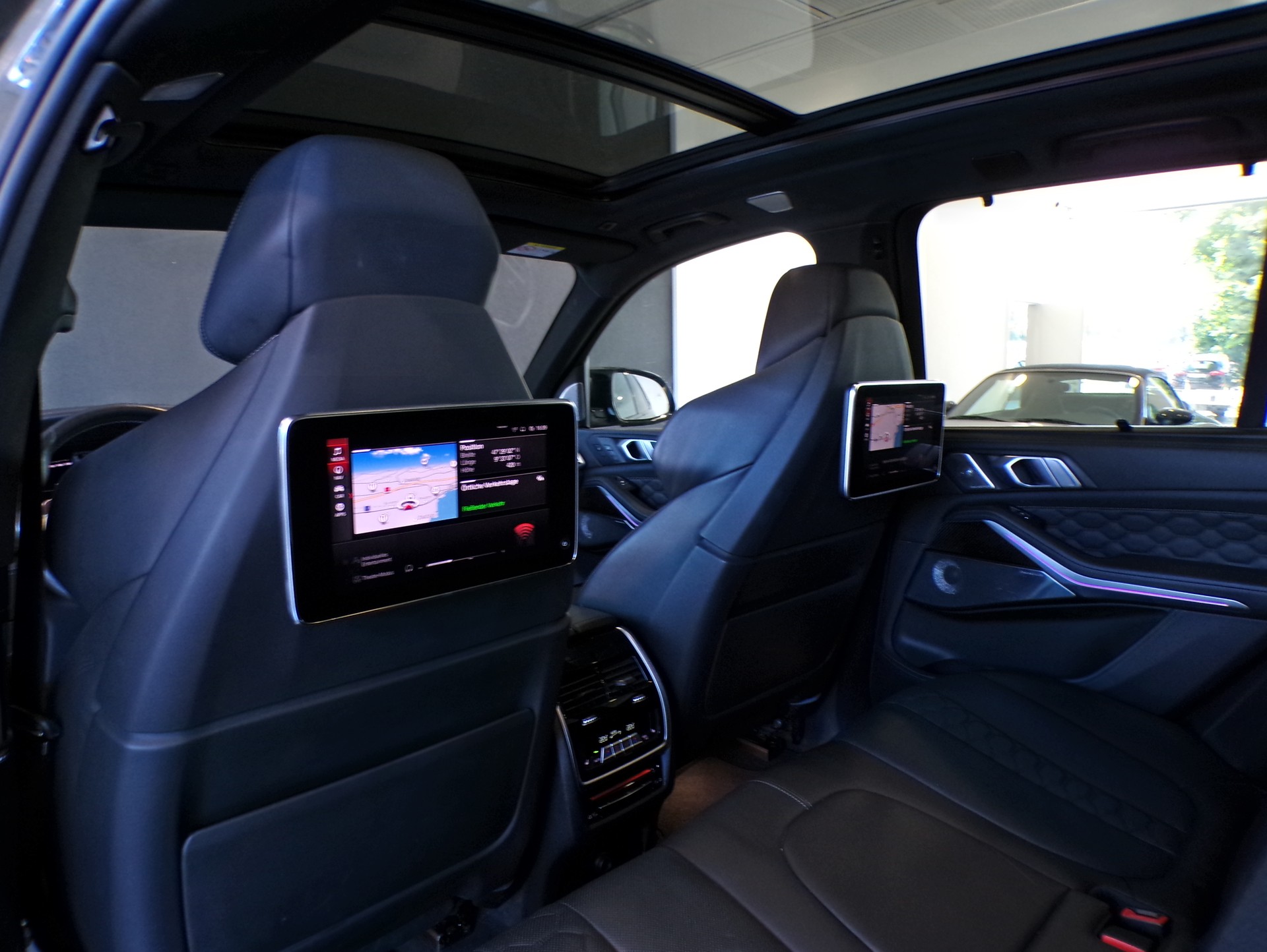 BMW X5M Steptronic-image-12
